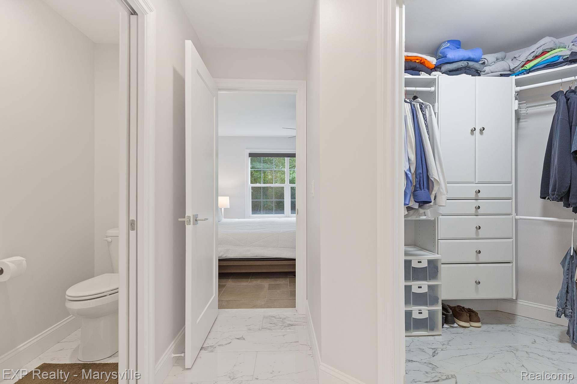 3105 ABERDEEN Court