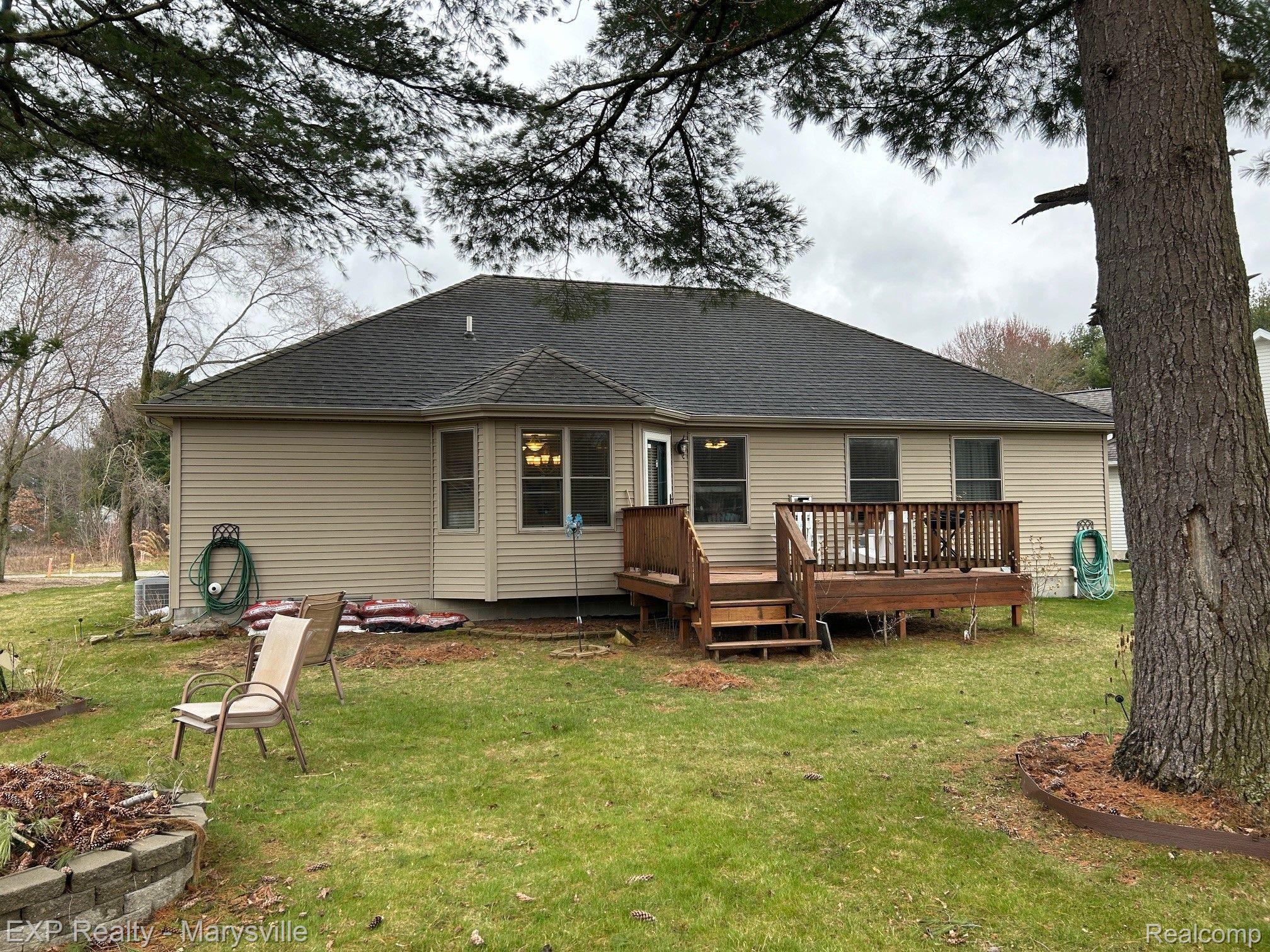 4258 MEADOW