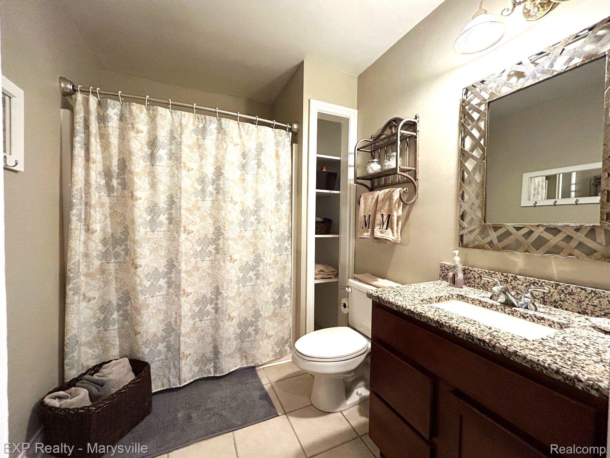 4258 MEADOW