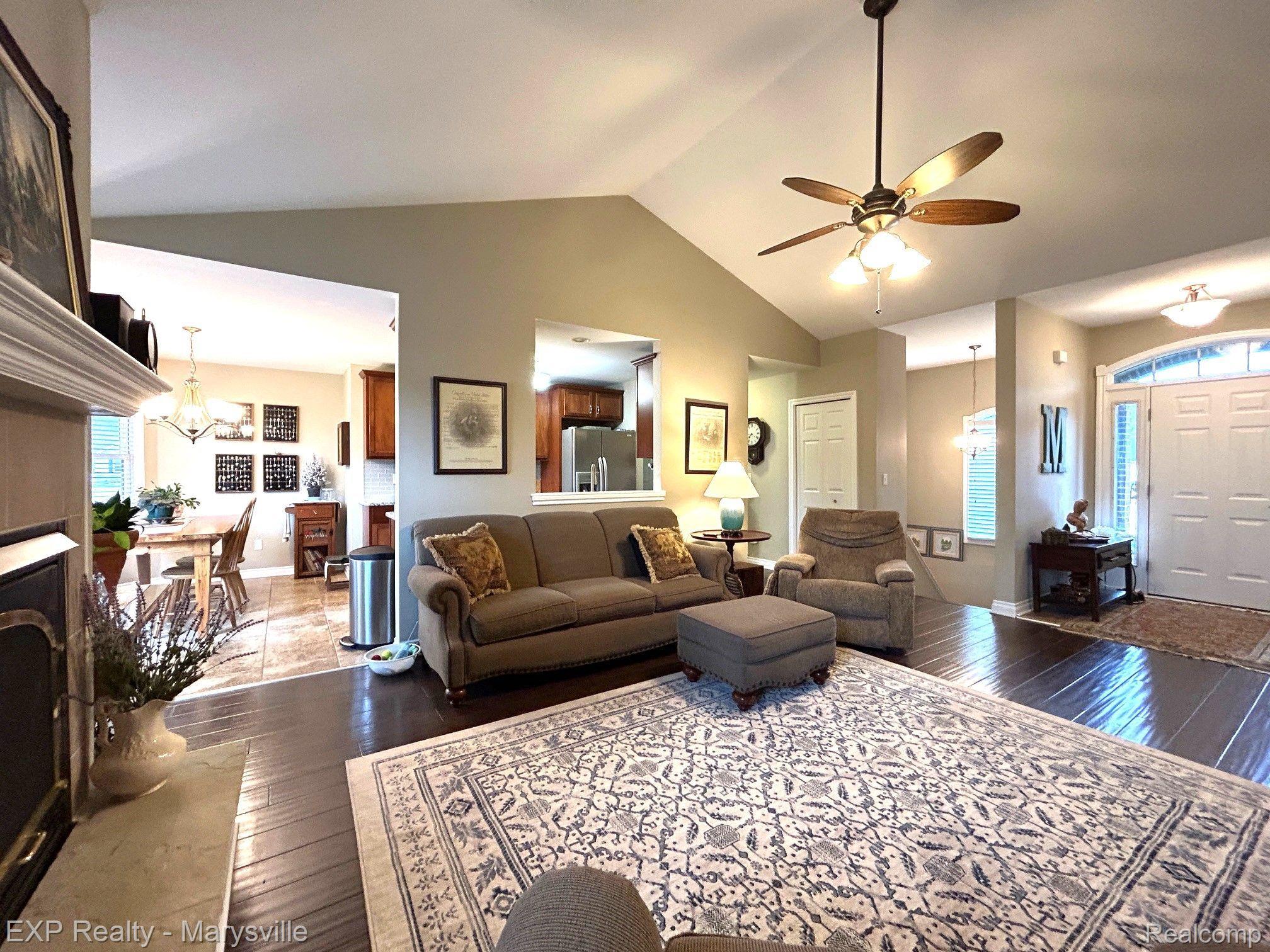 4258 MEADOW