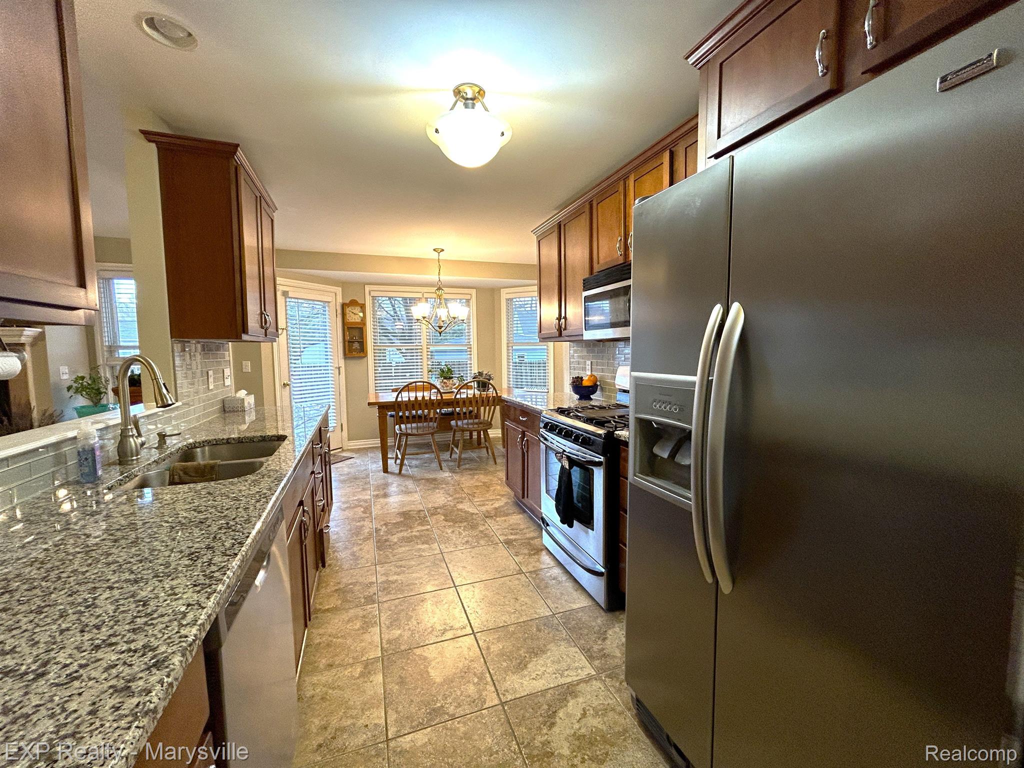 4258 MEADOW