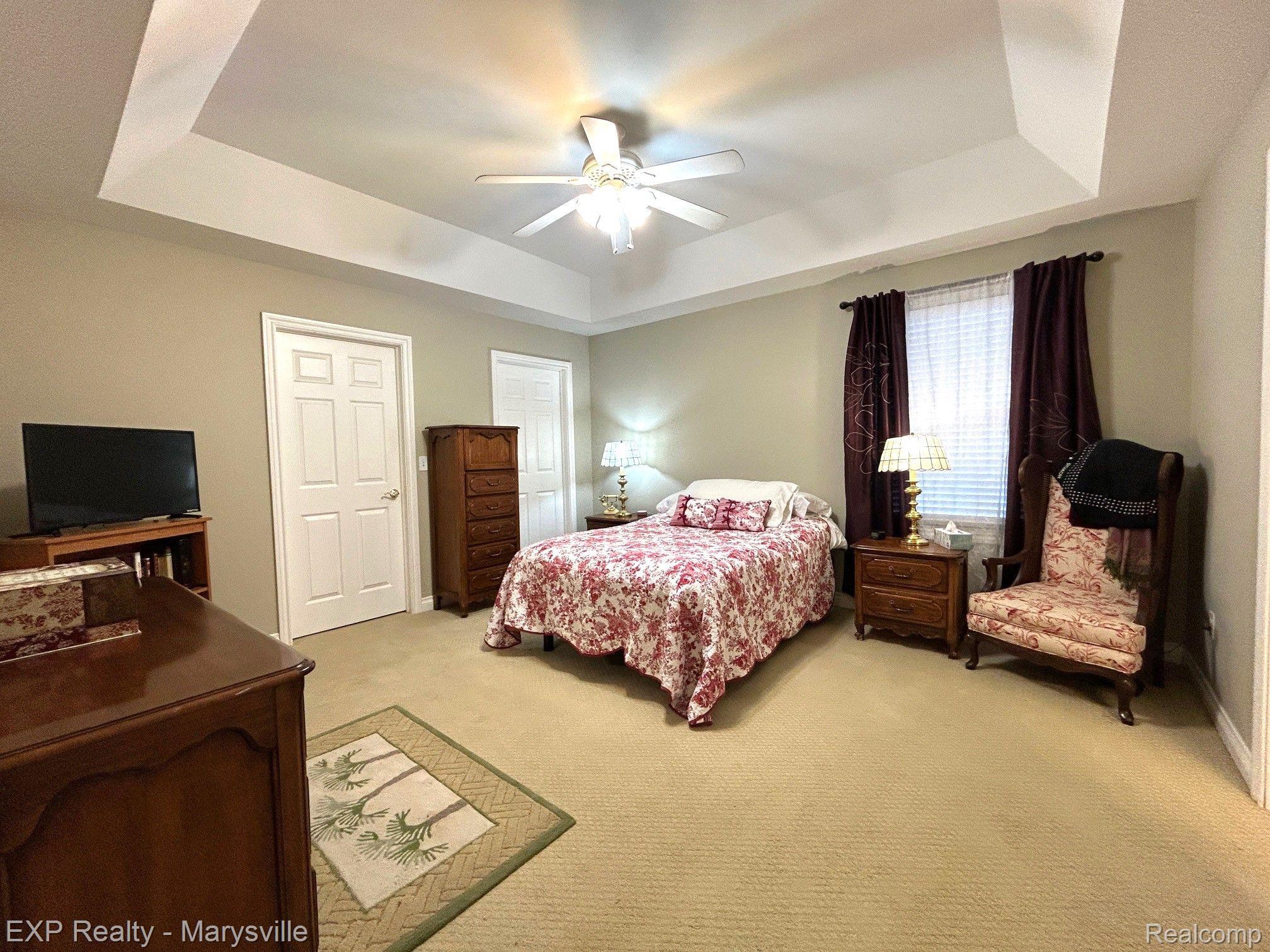 4258 MEADOW