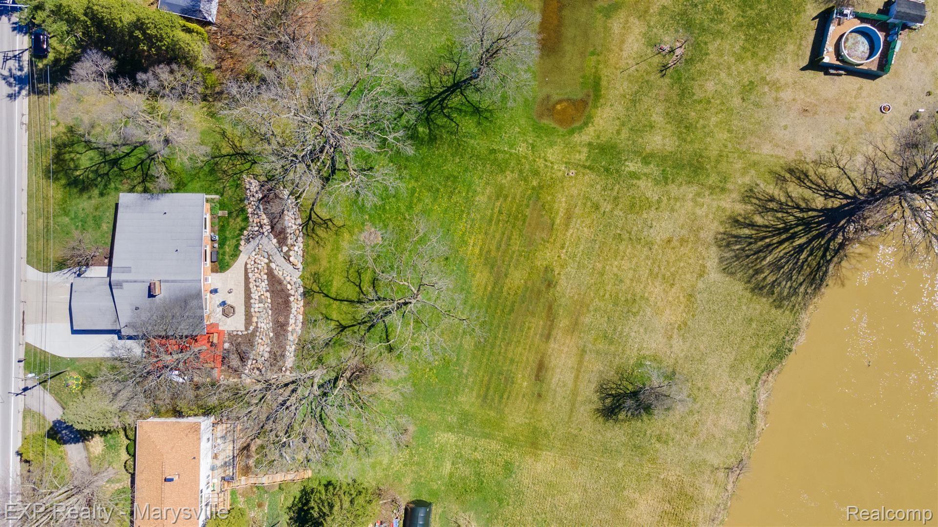 4349 N RIVER Road