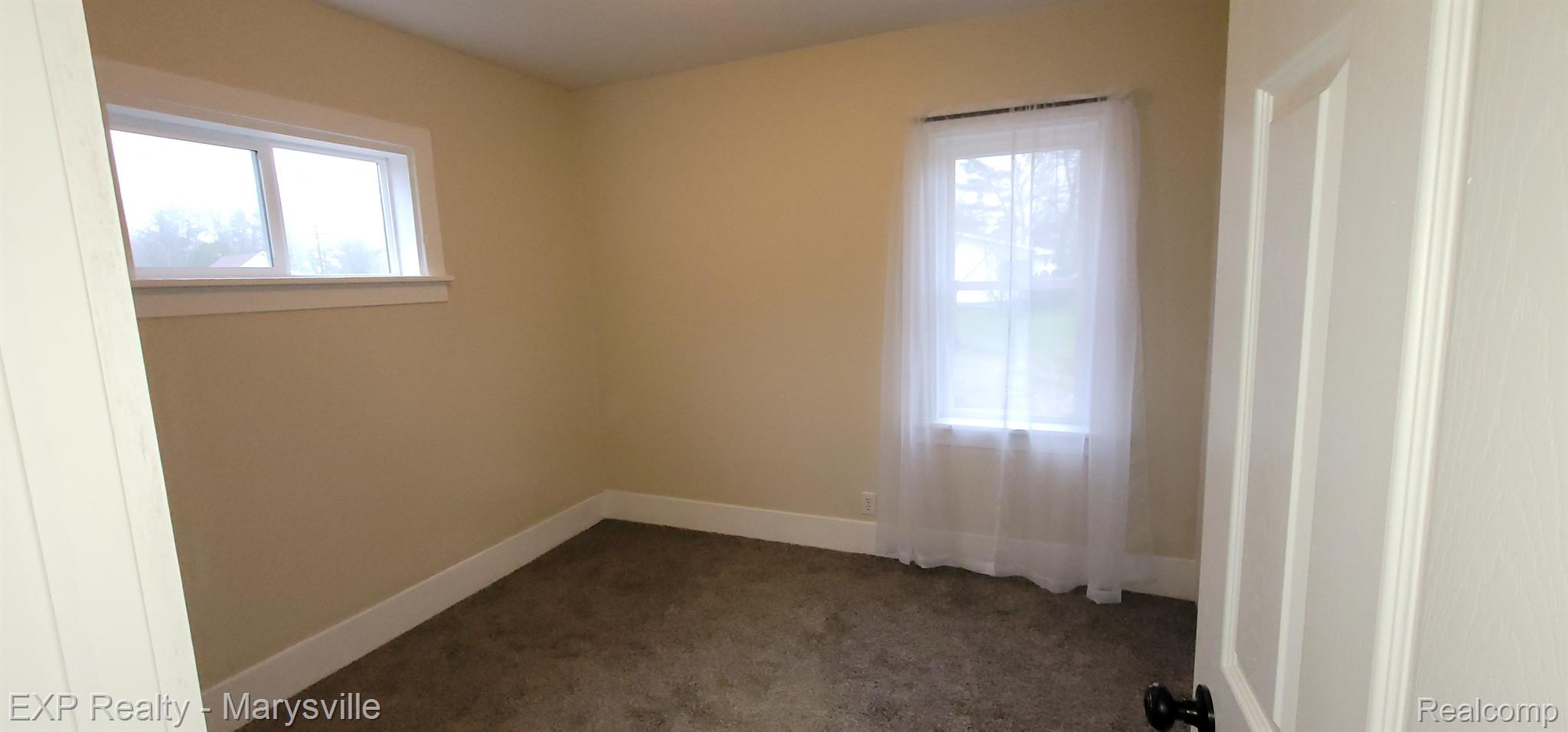 6515 LAKESHORE Road