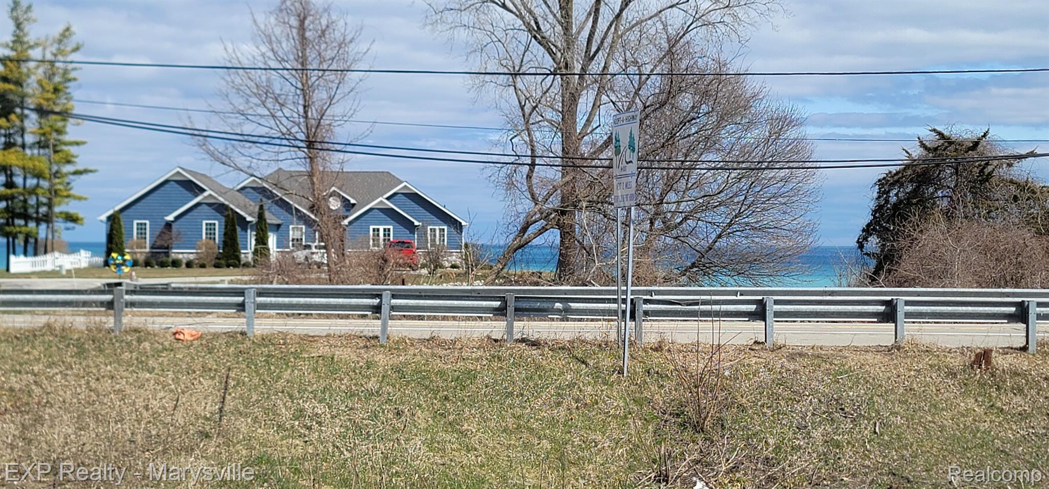 6515 LAKESHORE Road