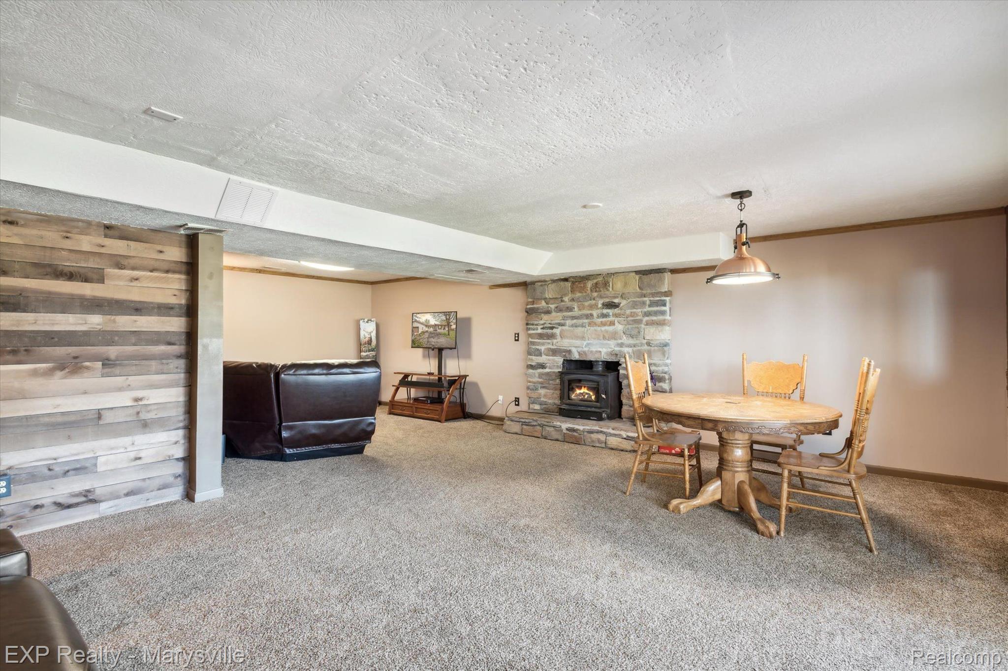 1355 WALDO Road