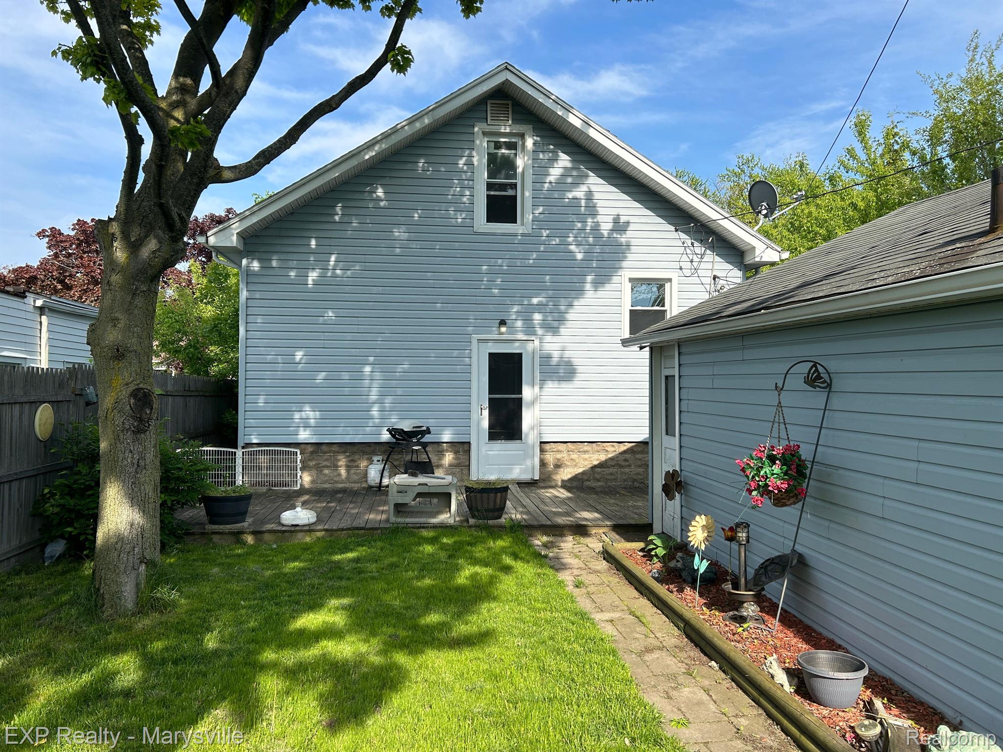 315 16TH Street