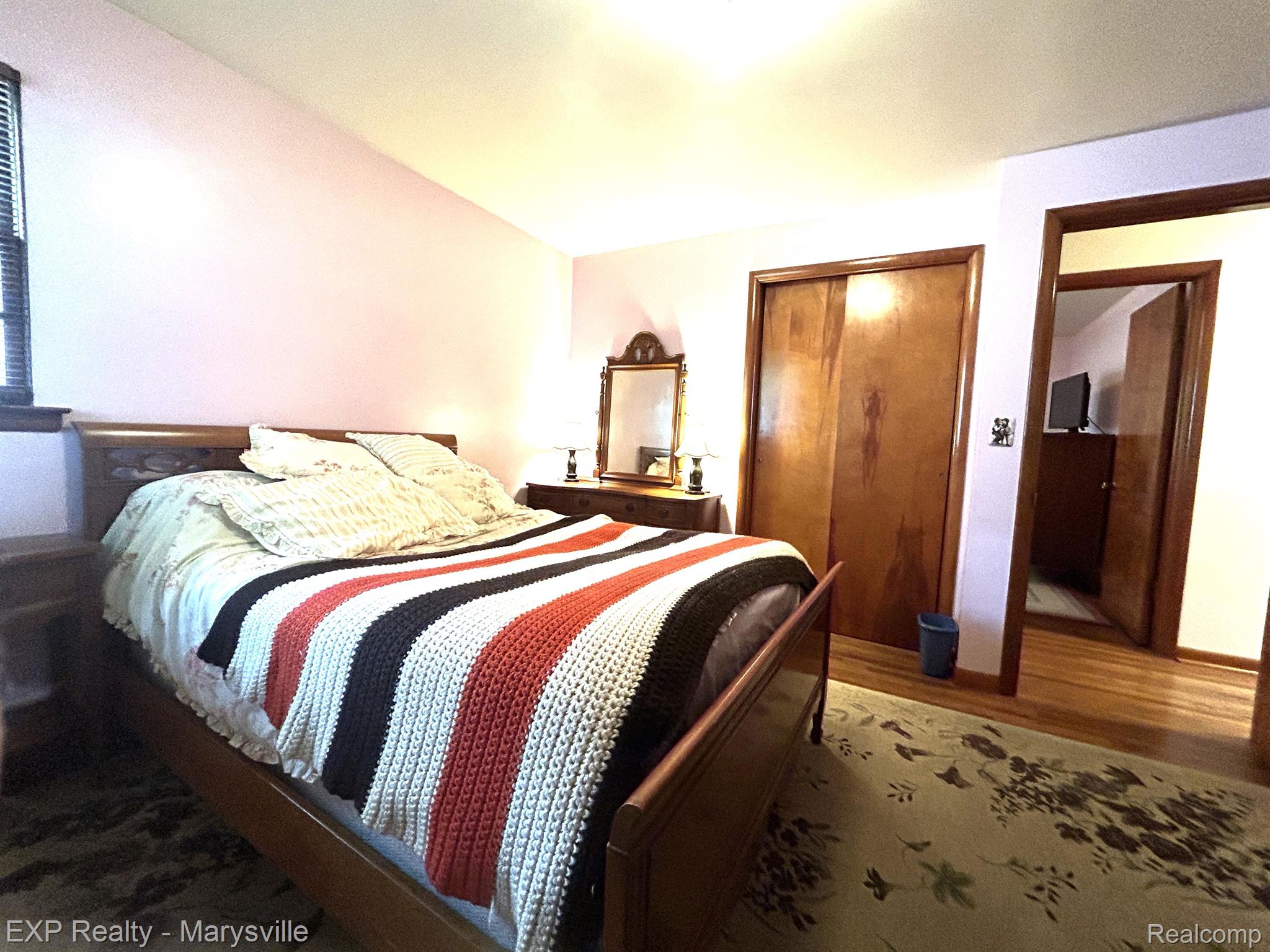 1014 18TH Street