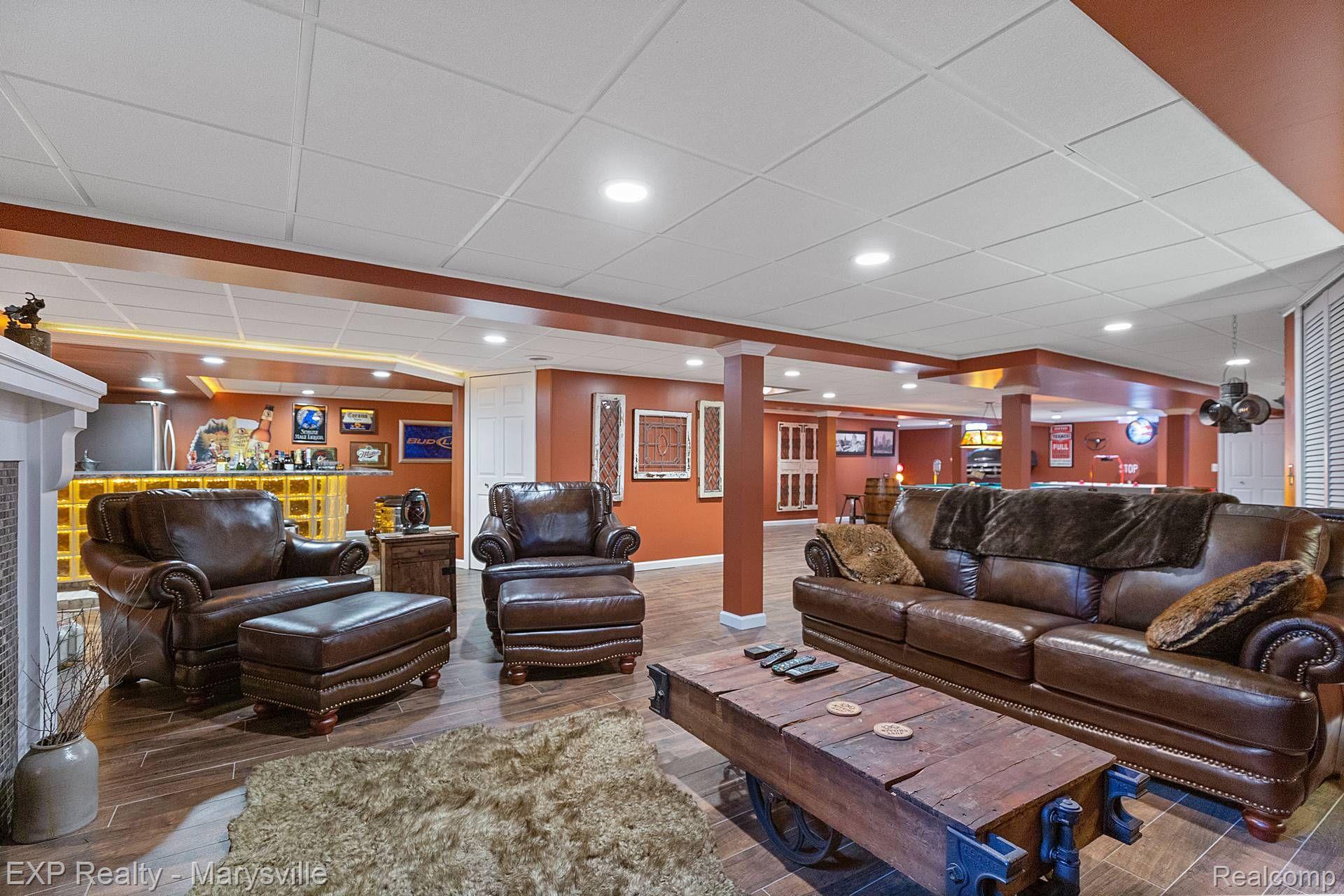 53731 HERITAGE Lane