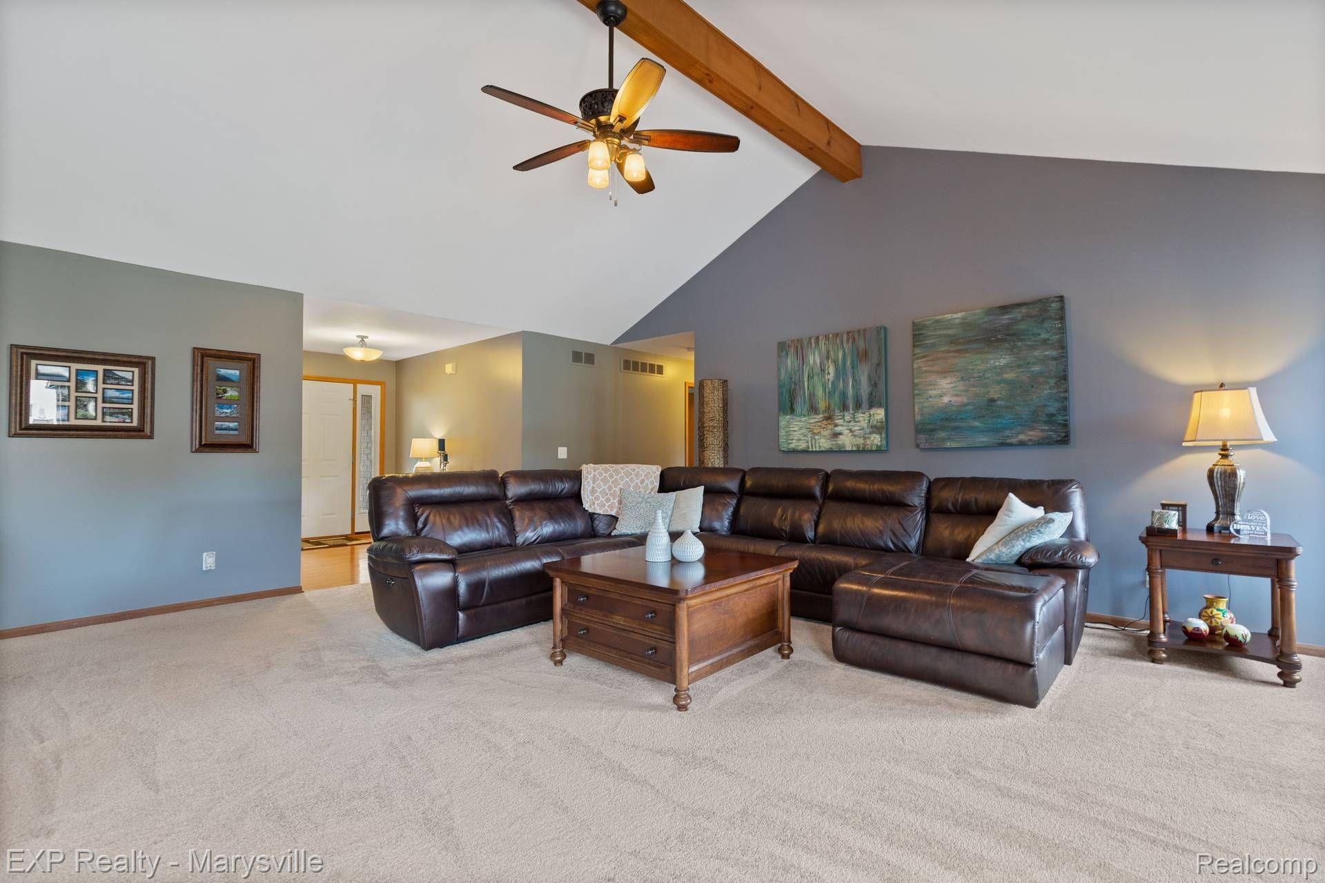53731 HERITAGE Lane