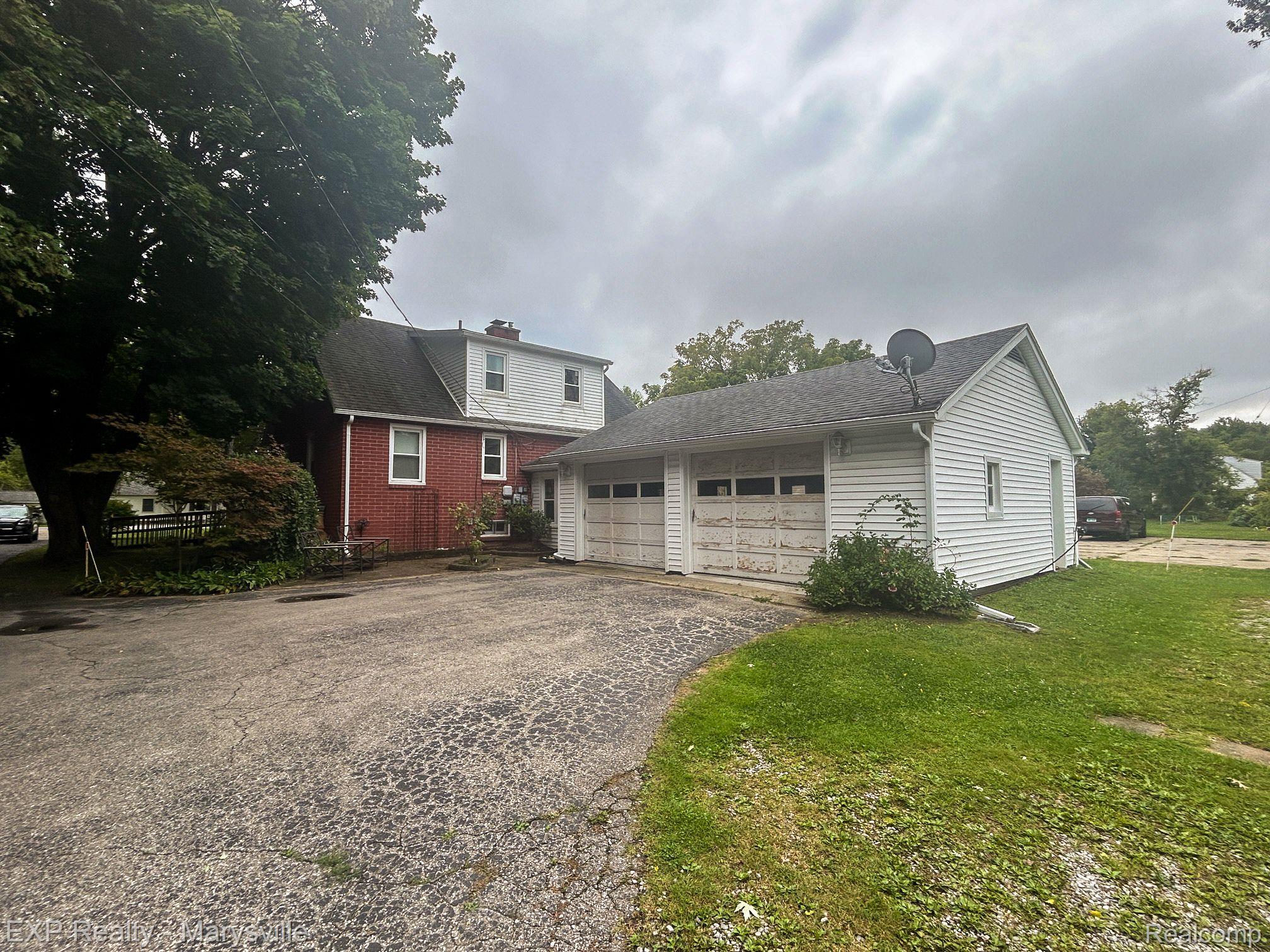 4198 LAPEER Road