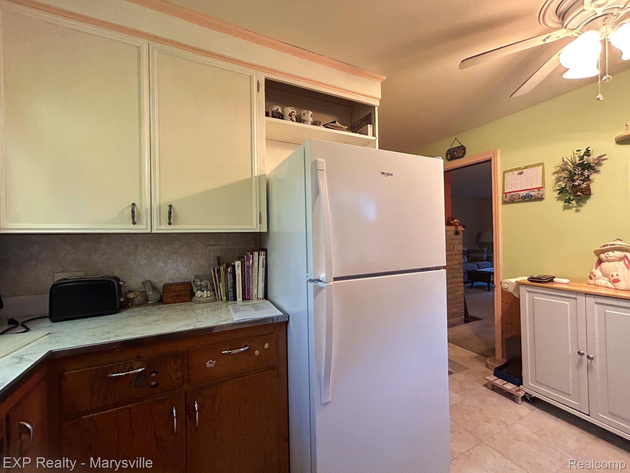 4198 LAPEER Road
