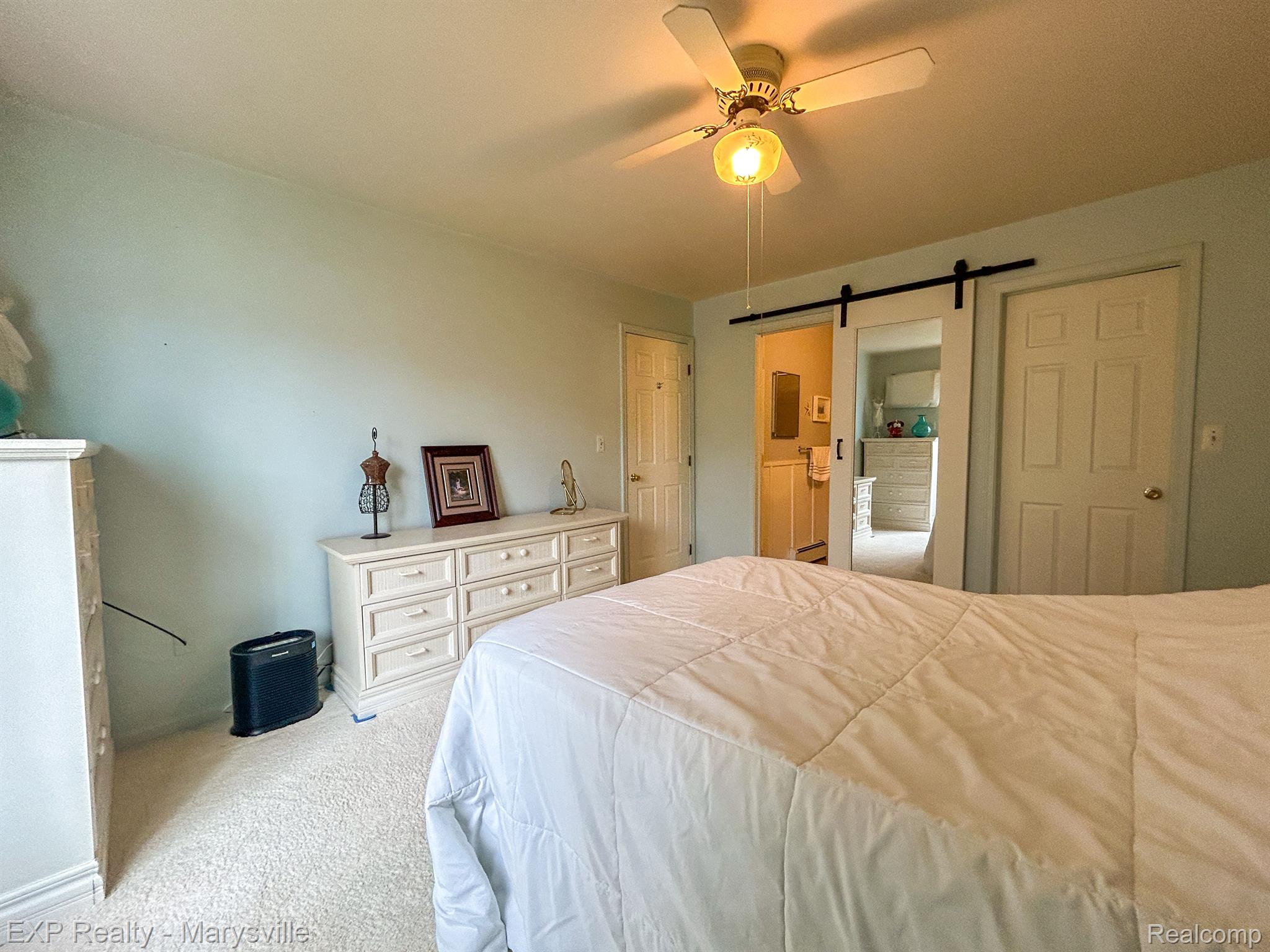 1700 RIVER Road 21