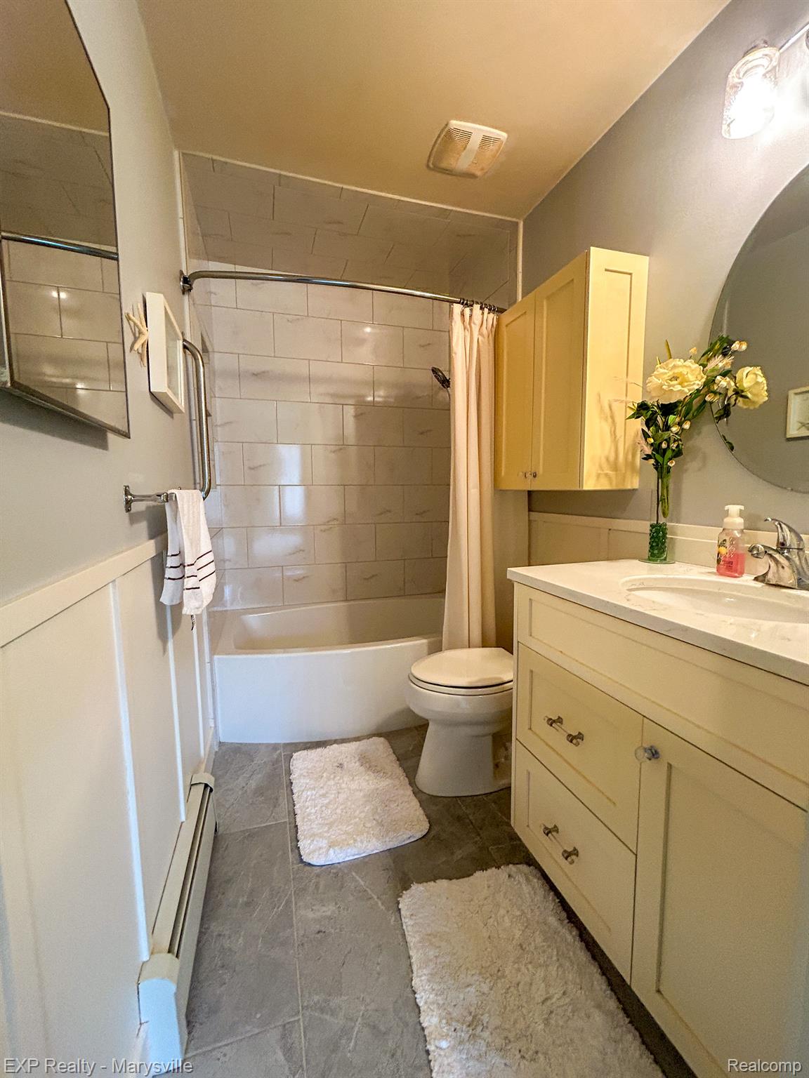 1700 RIVER Road 21