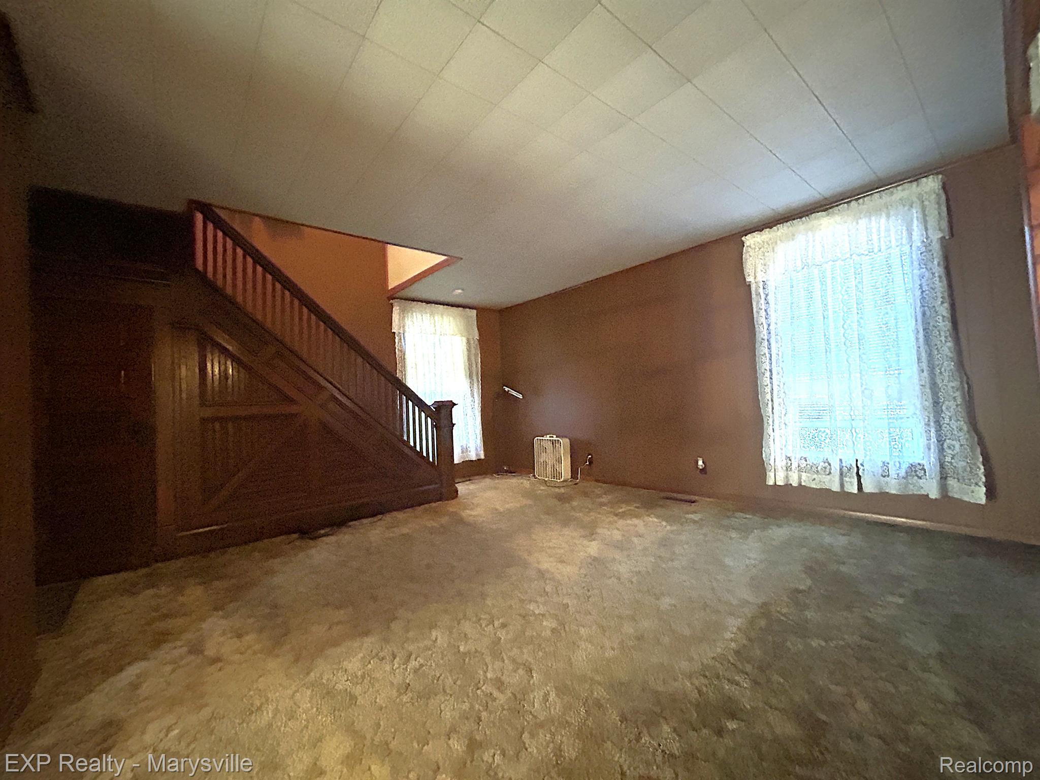7070 CARSON Road