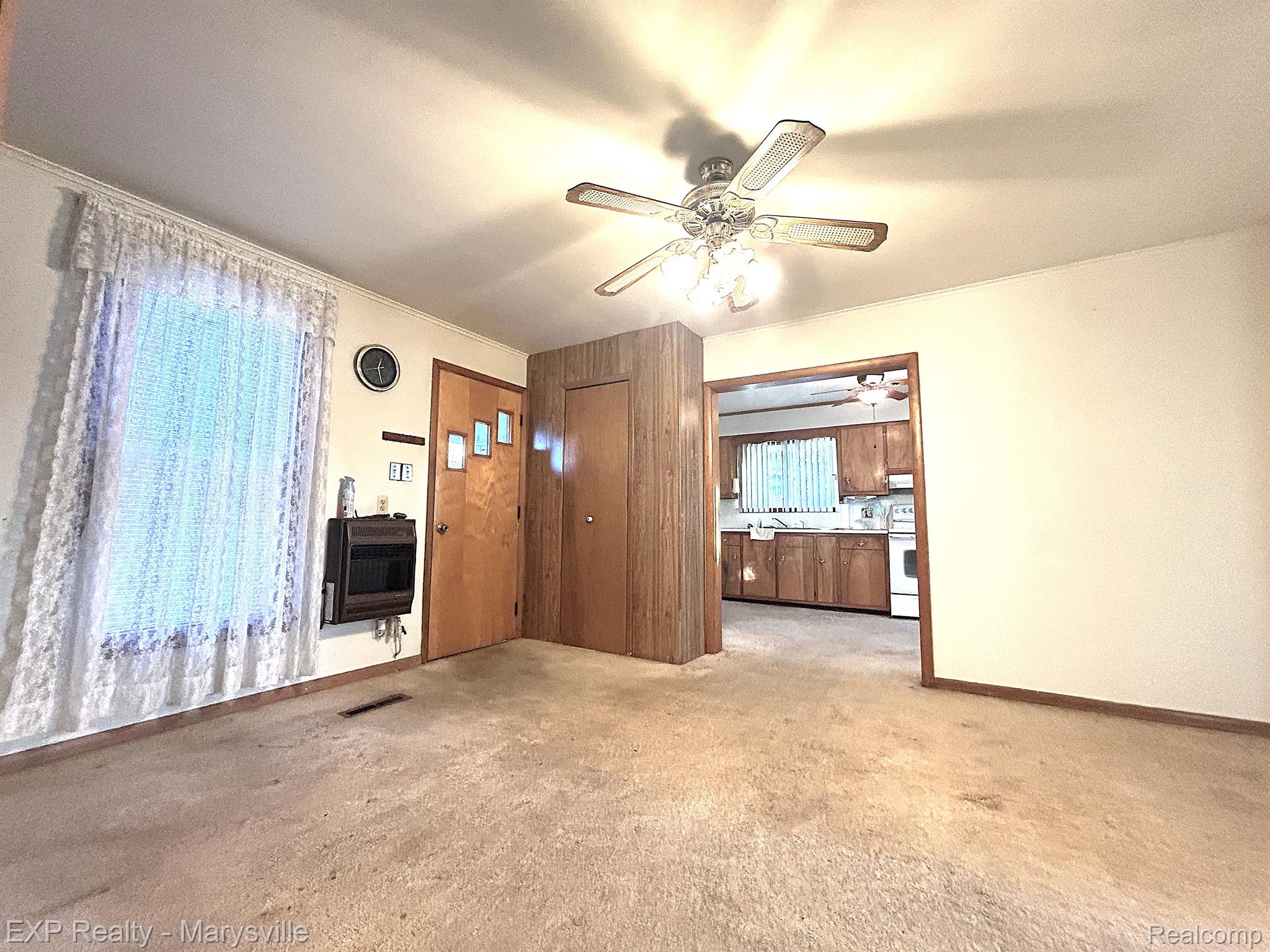 7070 CARSON Road