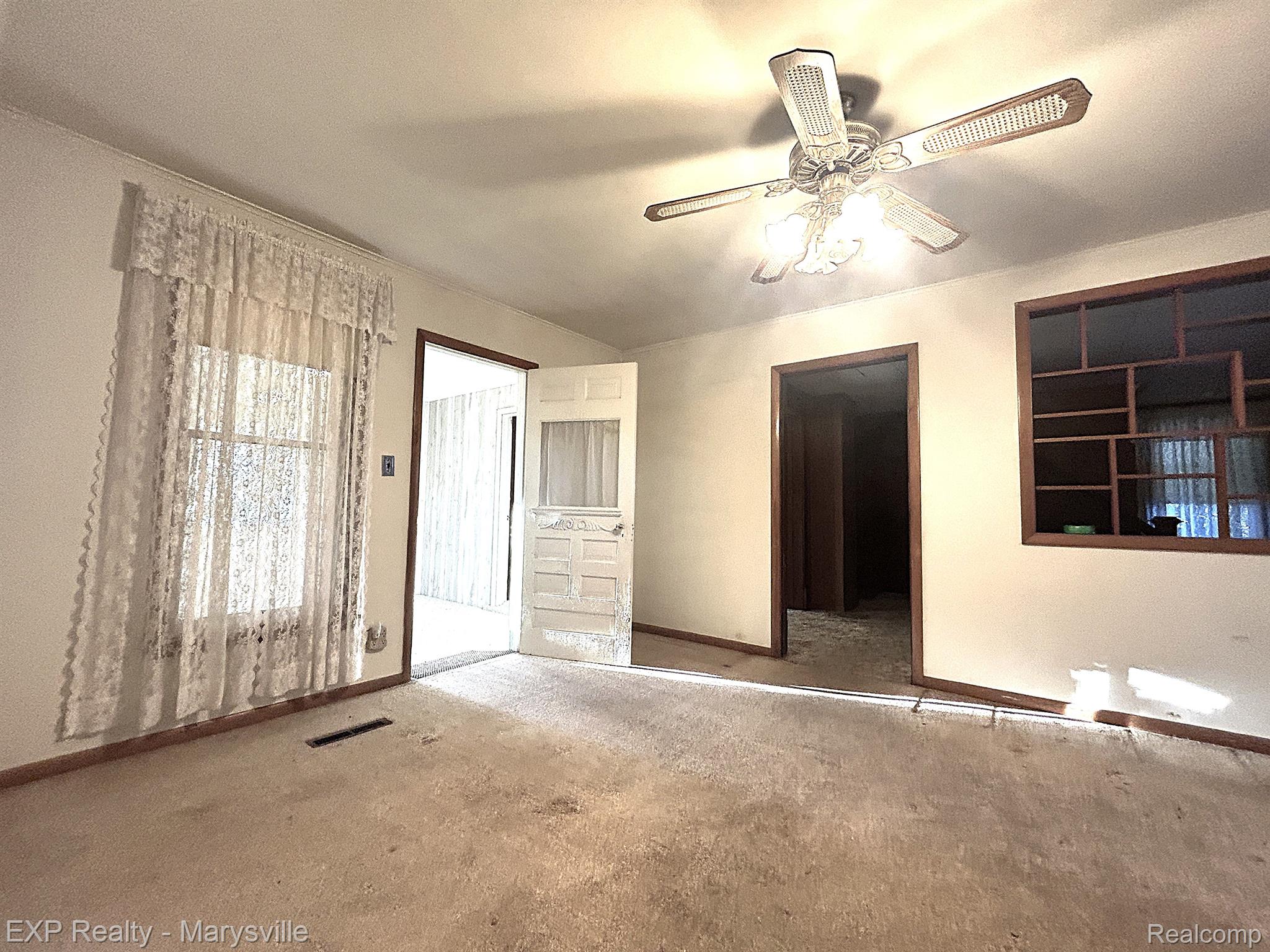 7070 CARSON Road