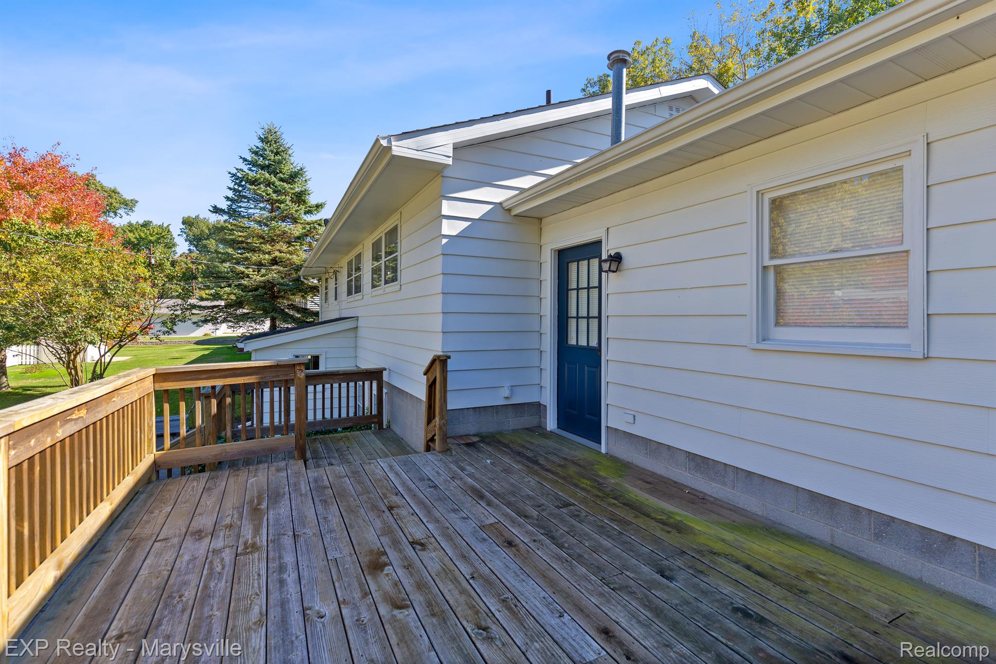 1611 JONES Place