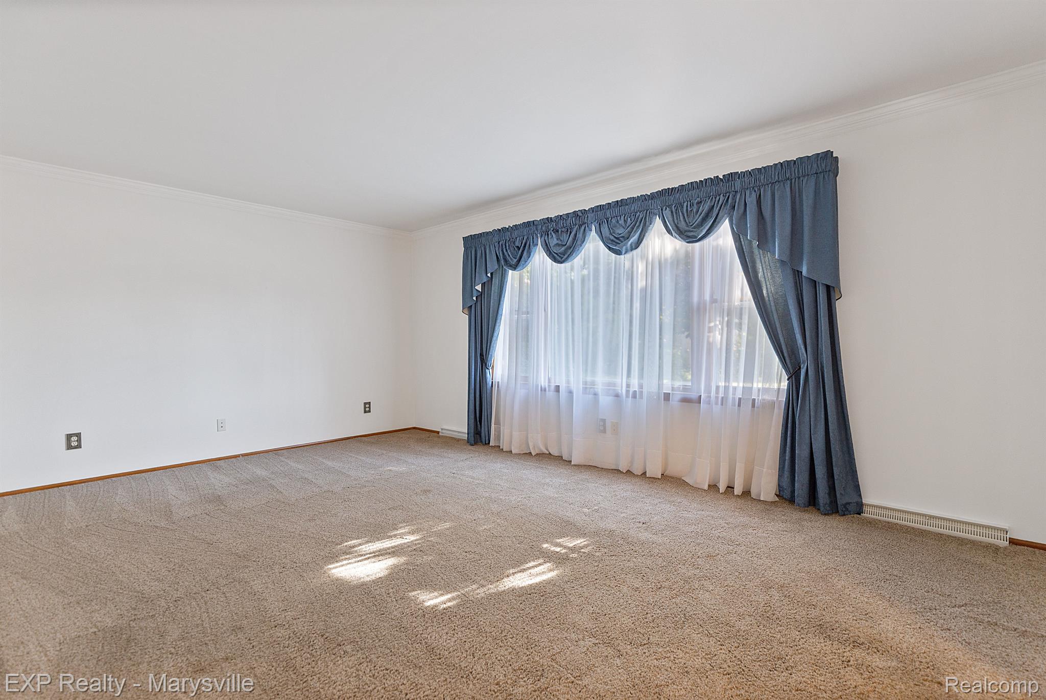 1611 JONES Place