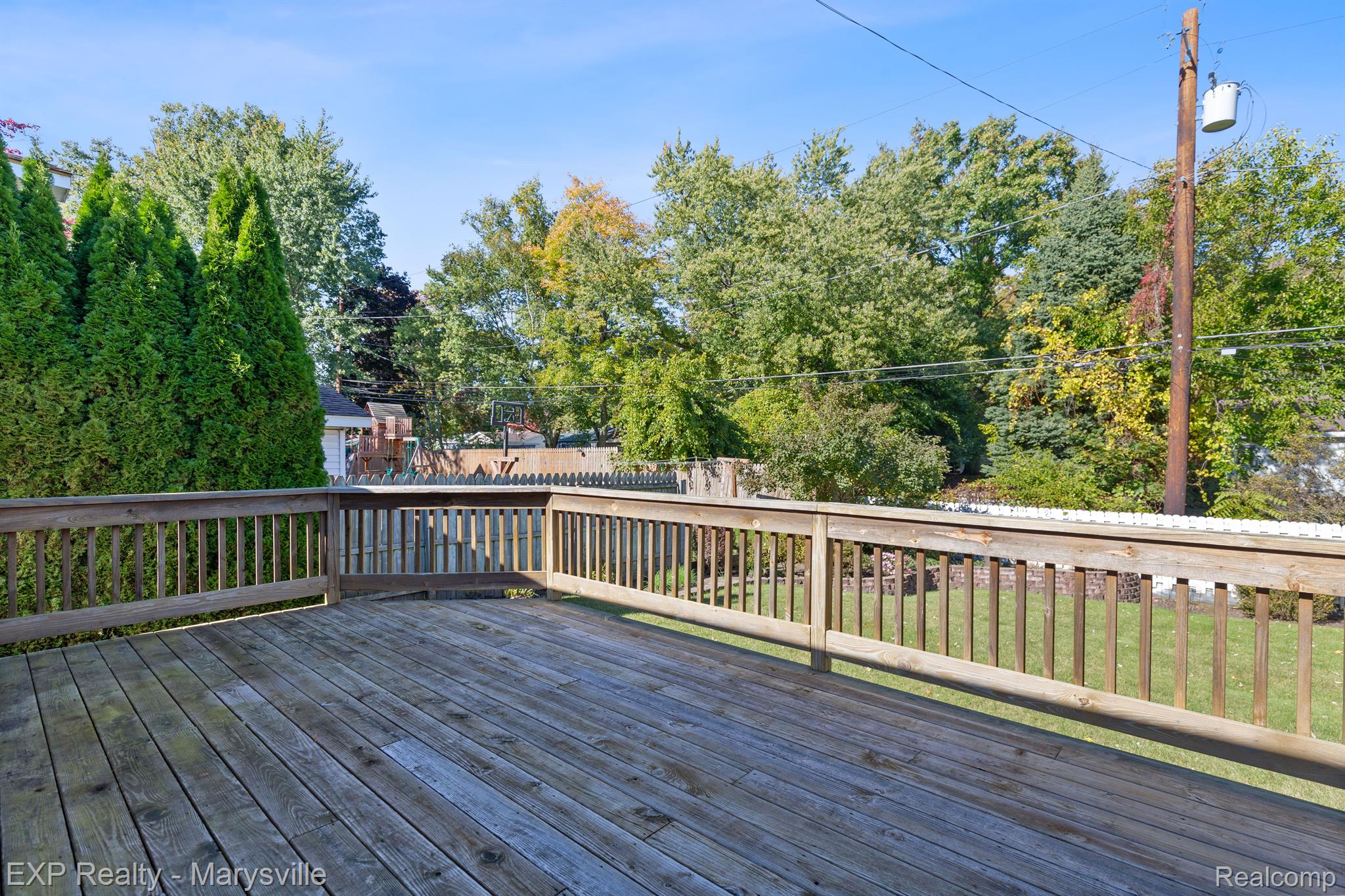 1611 JONES Place