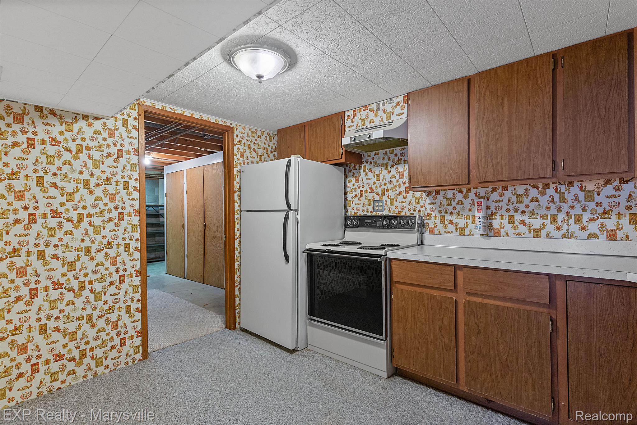 1611 JONES Place