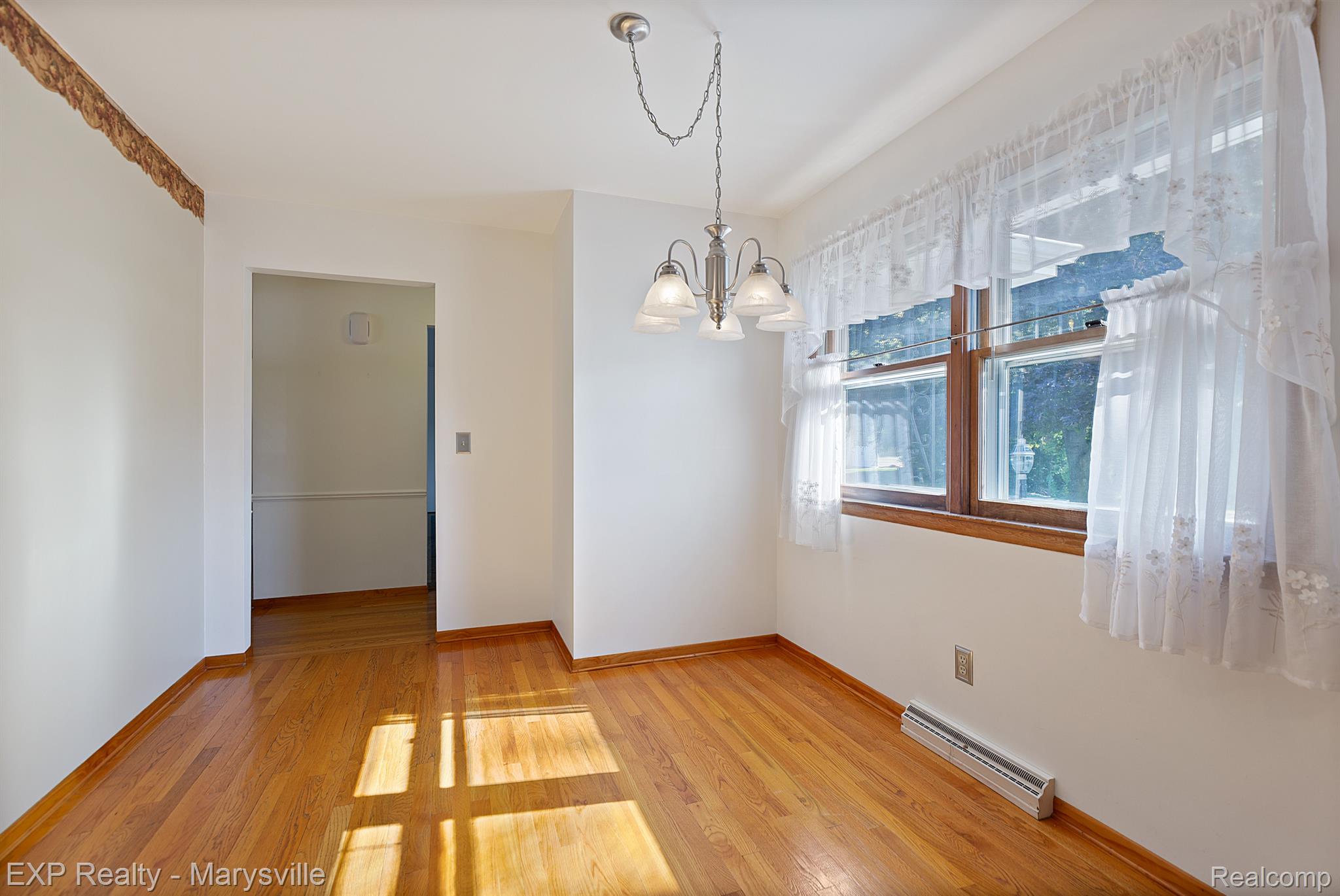 1611 JONES Place