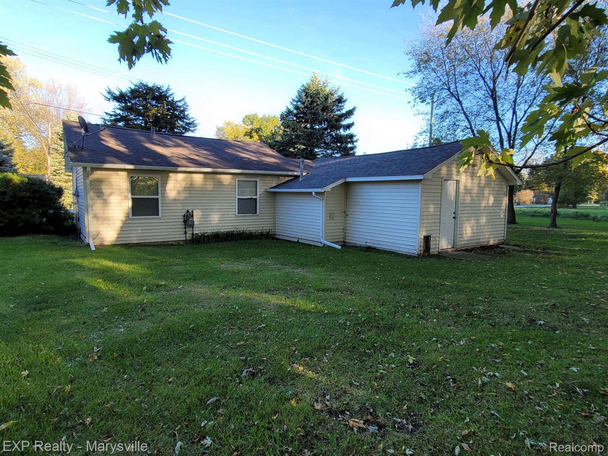 4707 MEADOWLAWN Drive