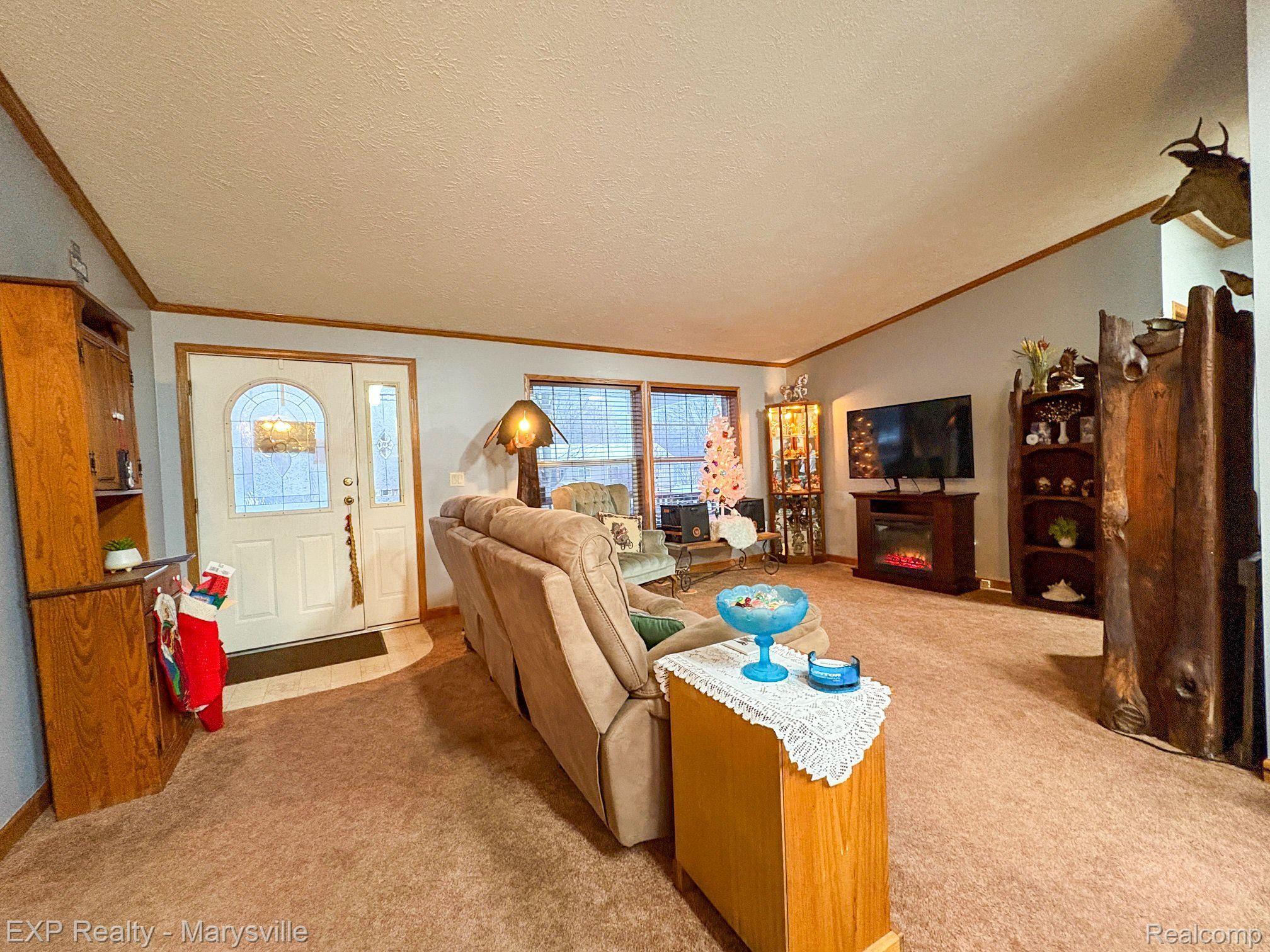 1806 MARLETTE Road