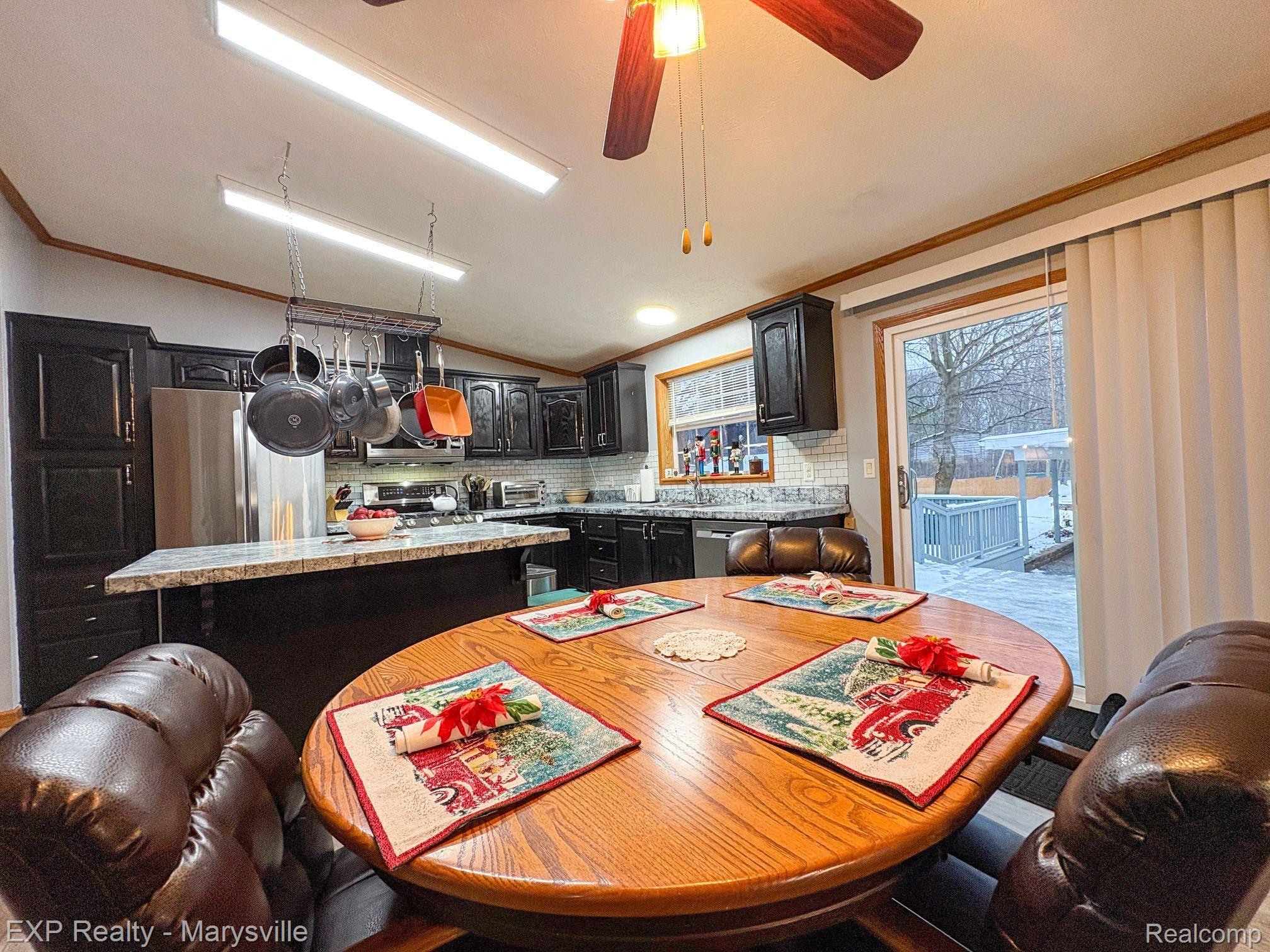 1806 MARLETTE Road