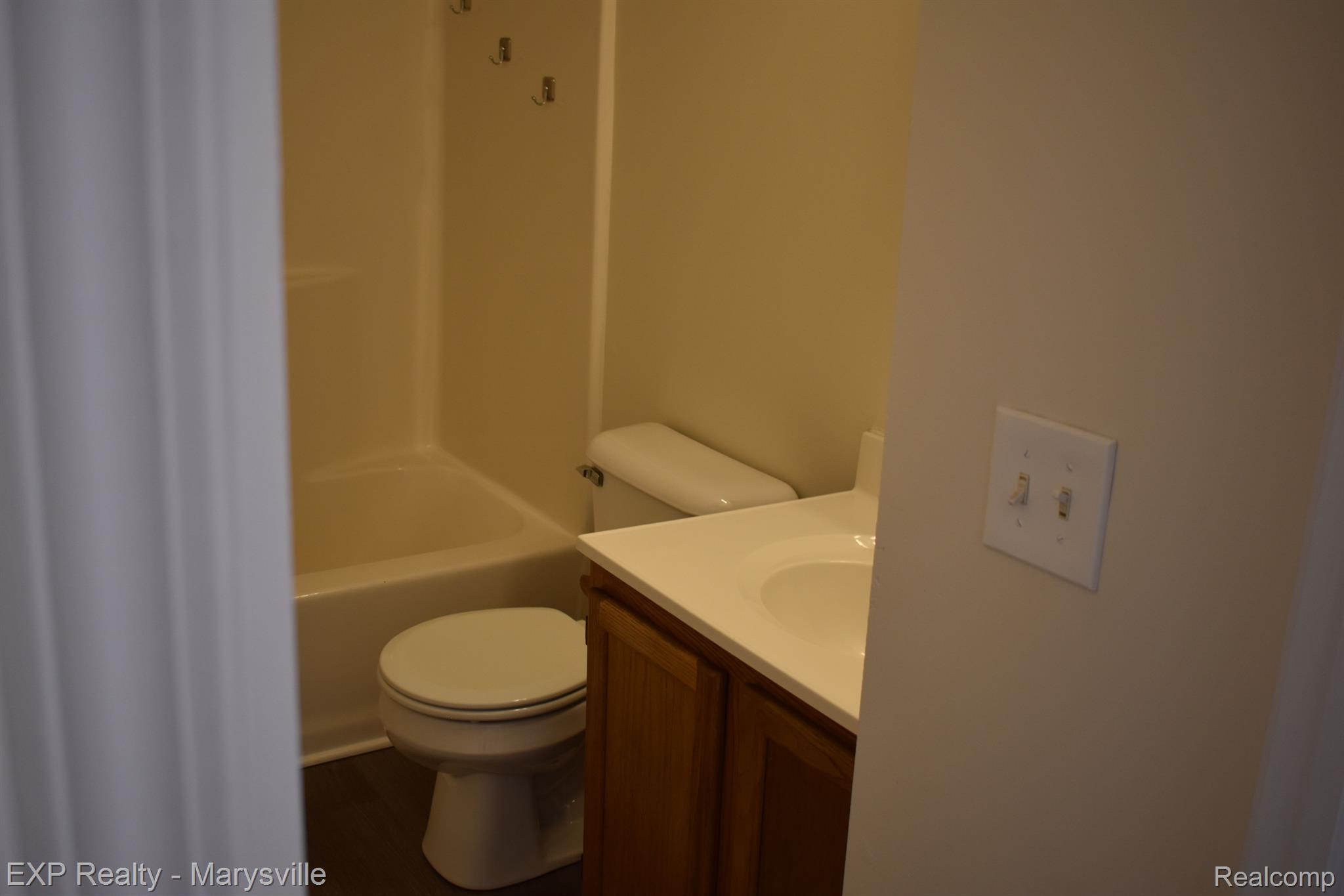 4711 MEADOWLAWN Drive