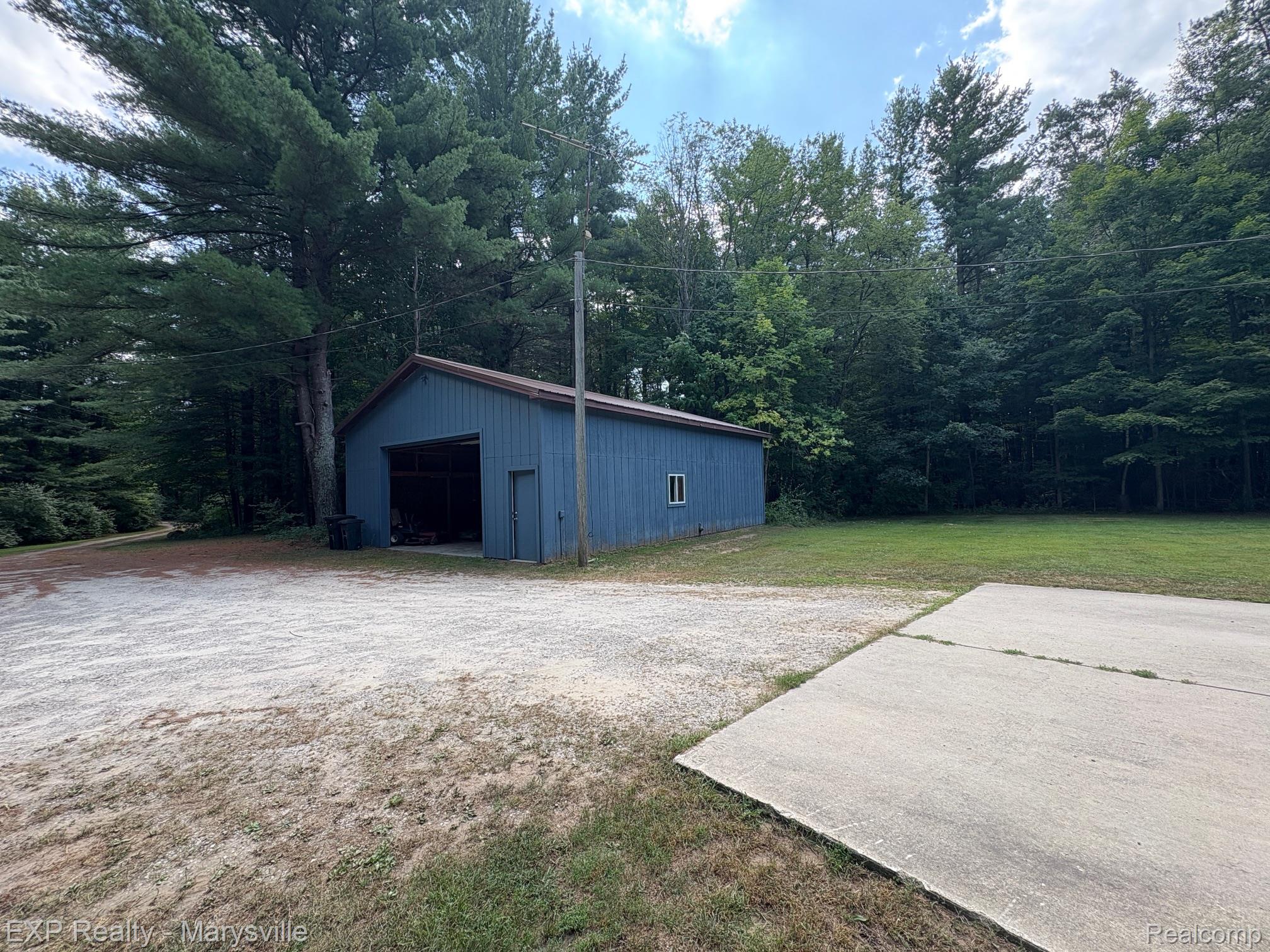 1204 WEEDEN Road