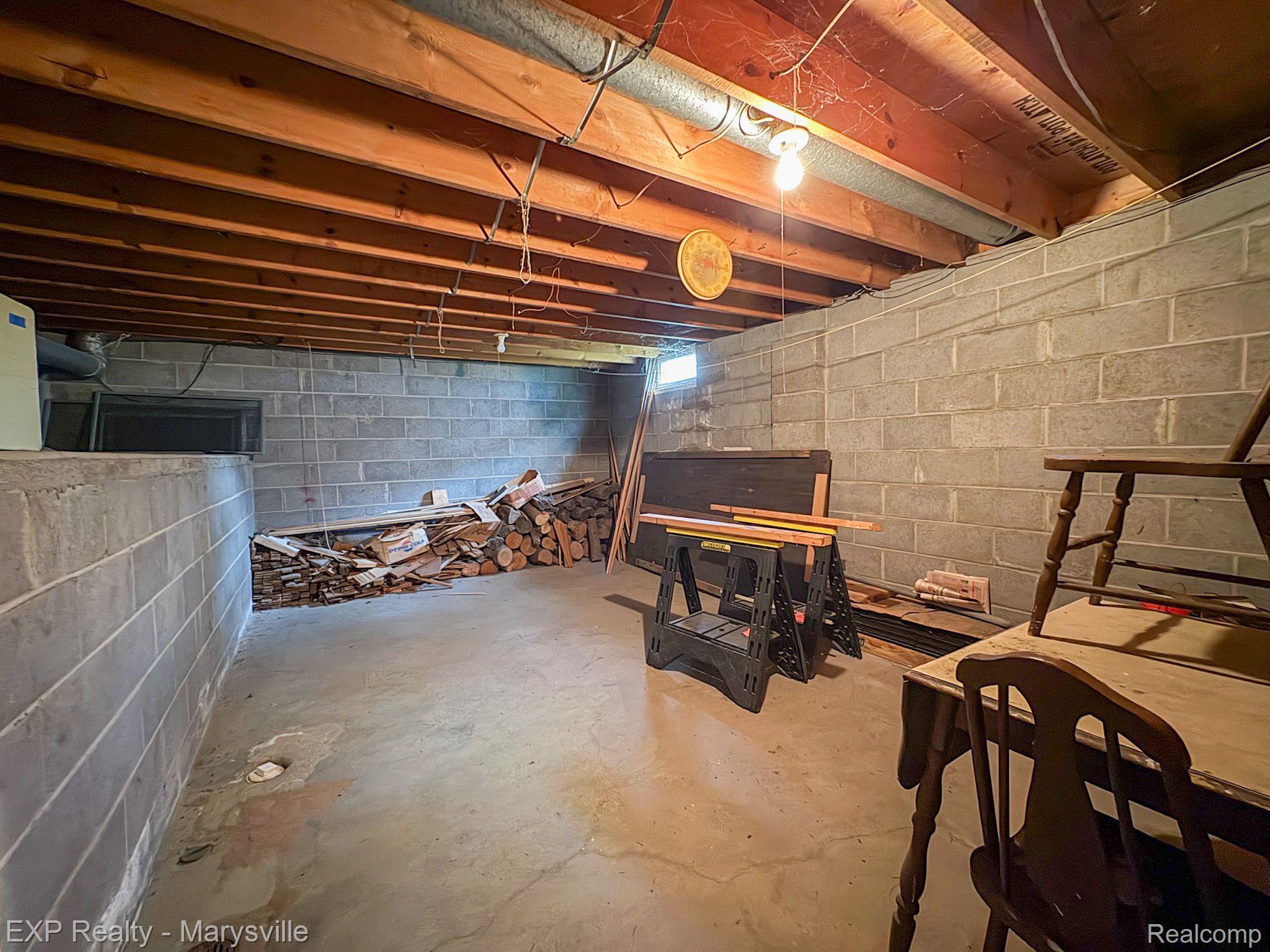 206 SPRING Street