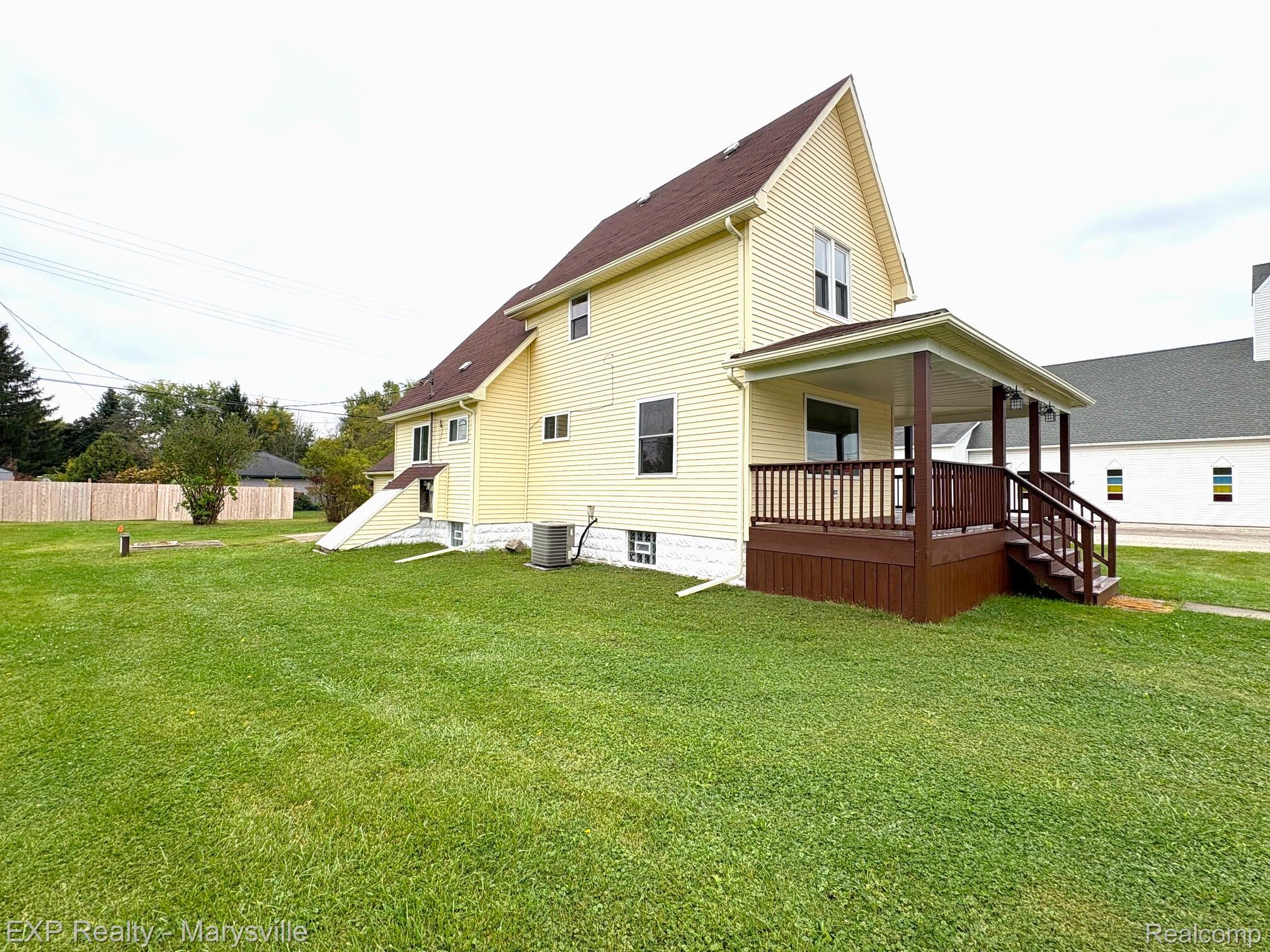 8897 Avoca Road