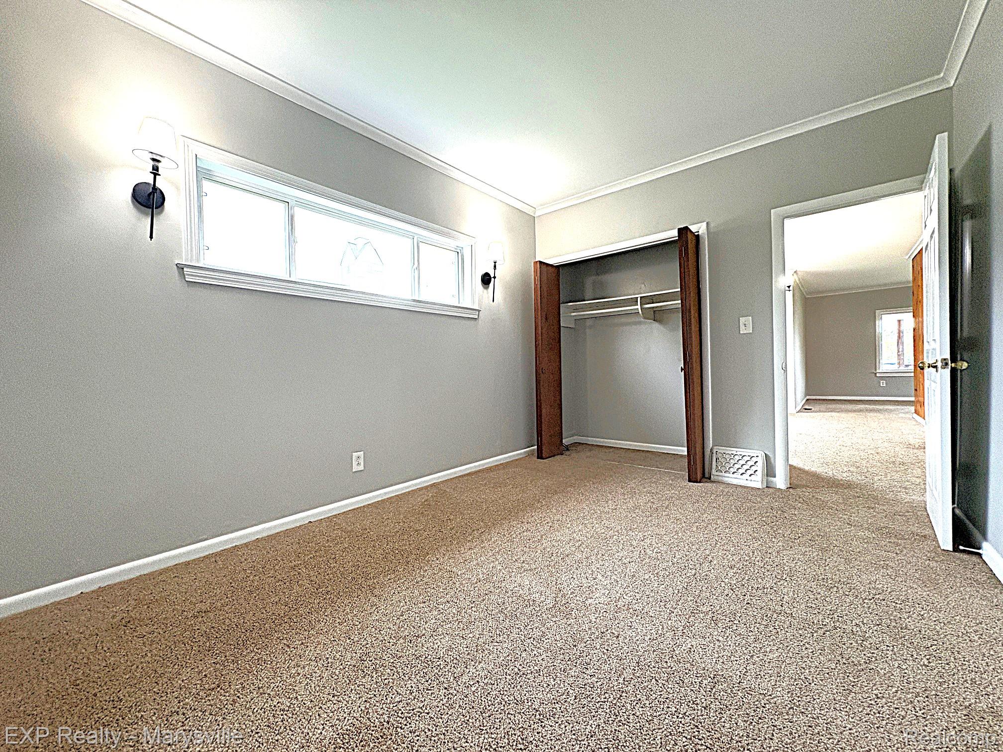 8897 Avoca Road