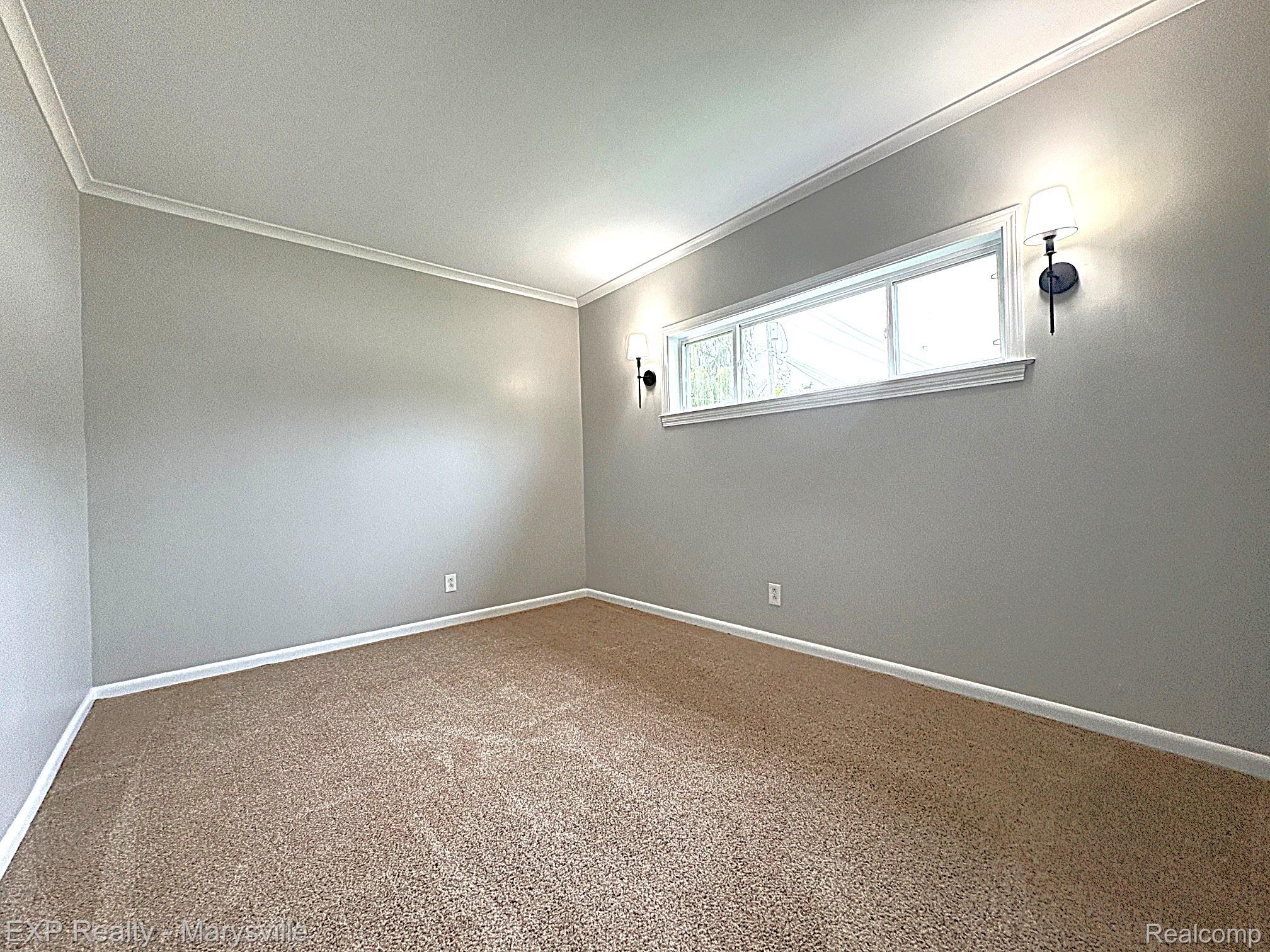8897 Avoca Road