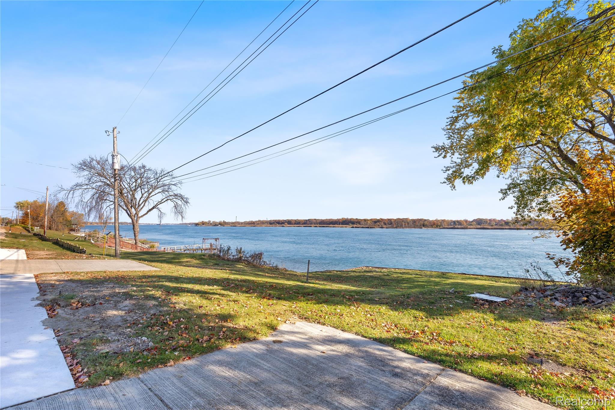 2798 River Road