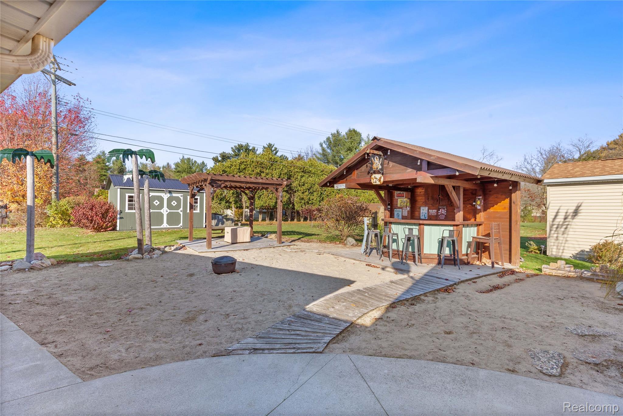 2798 River Road