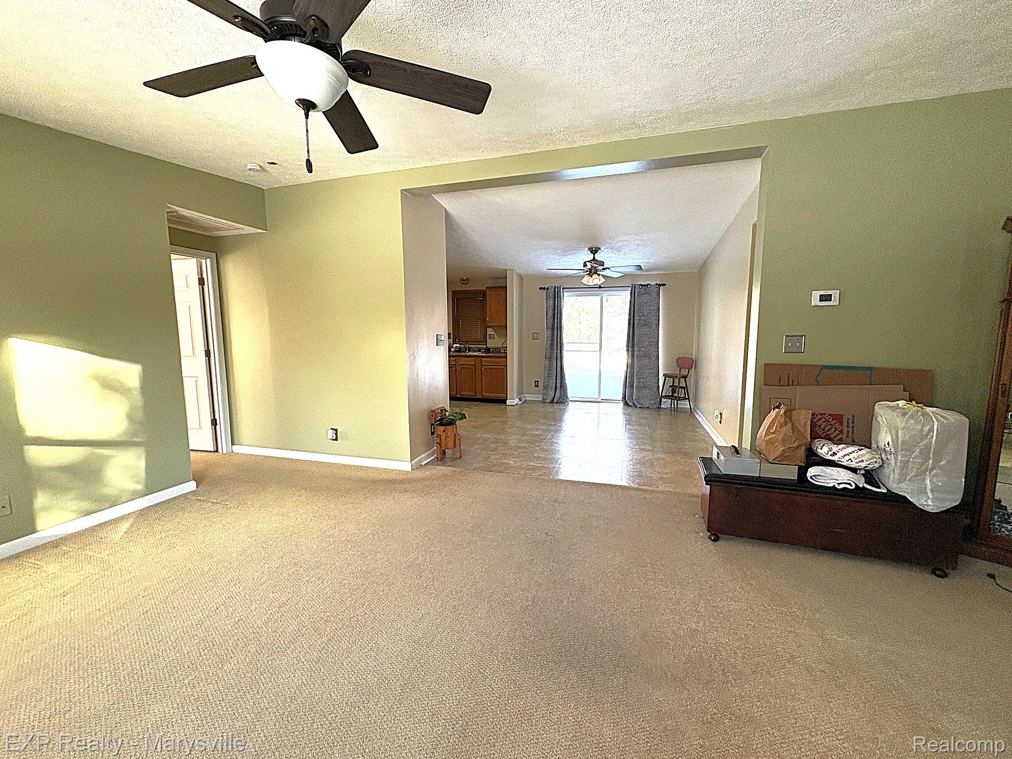 100 Hickory Lane