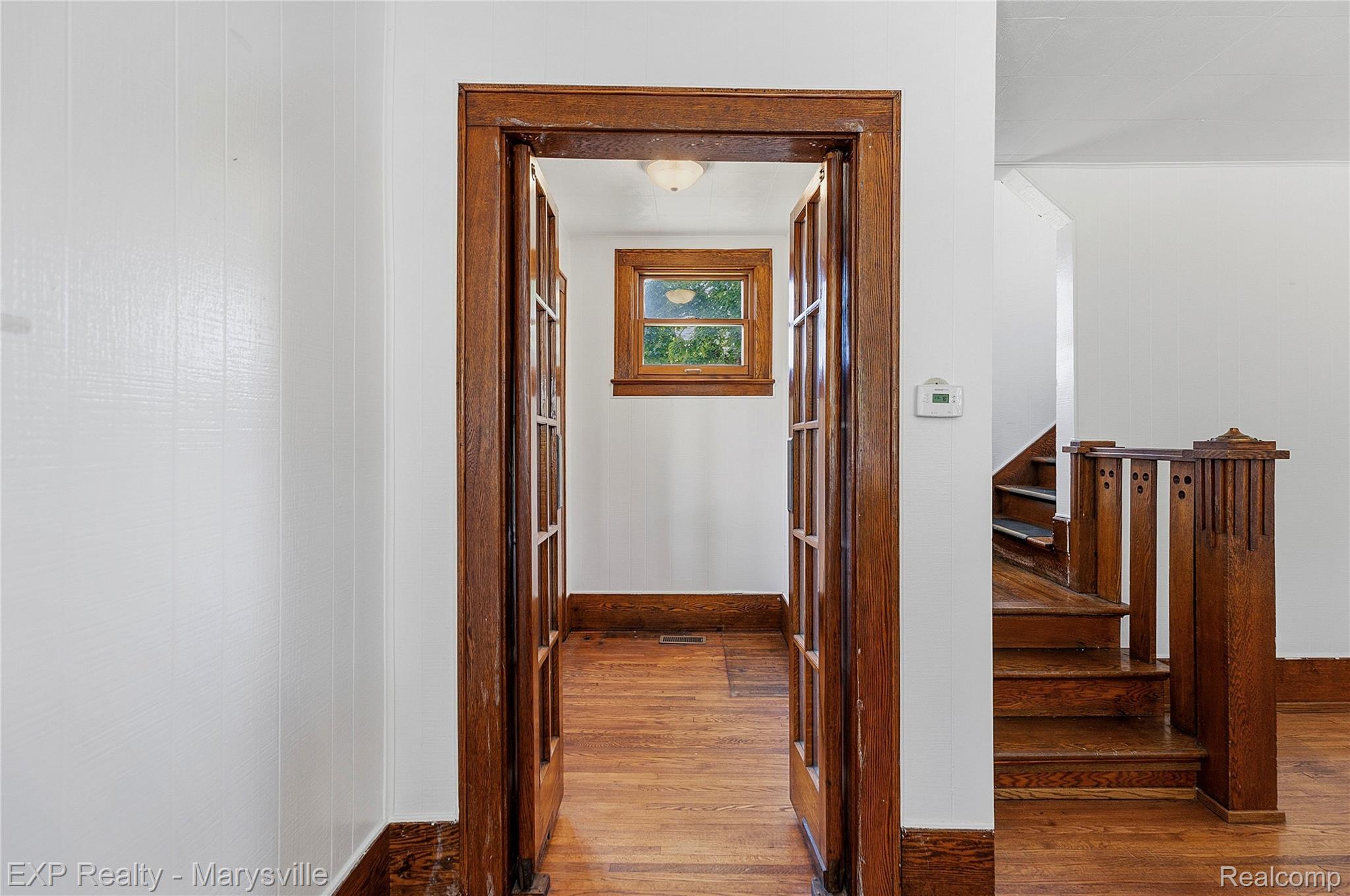 504 CLINTON Avenue