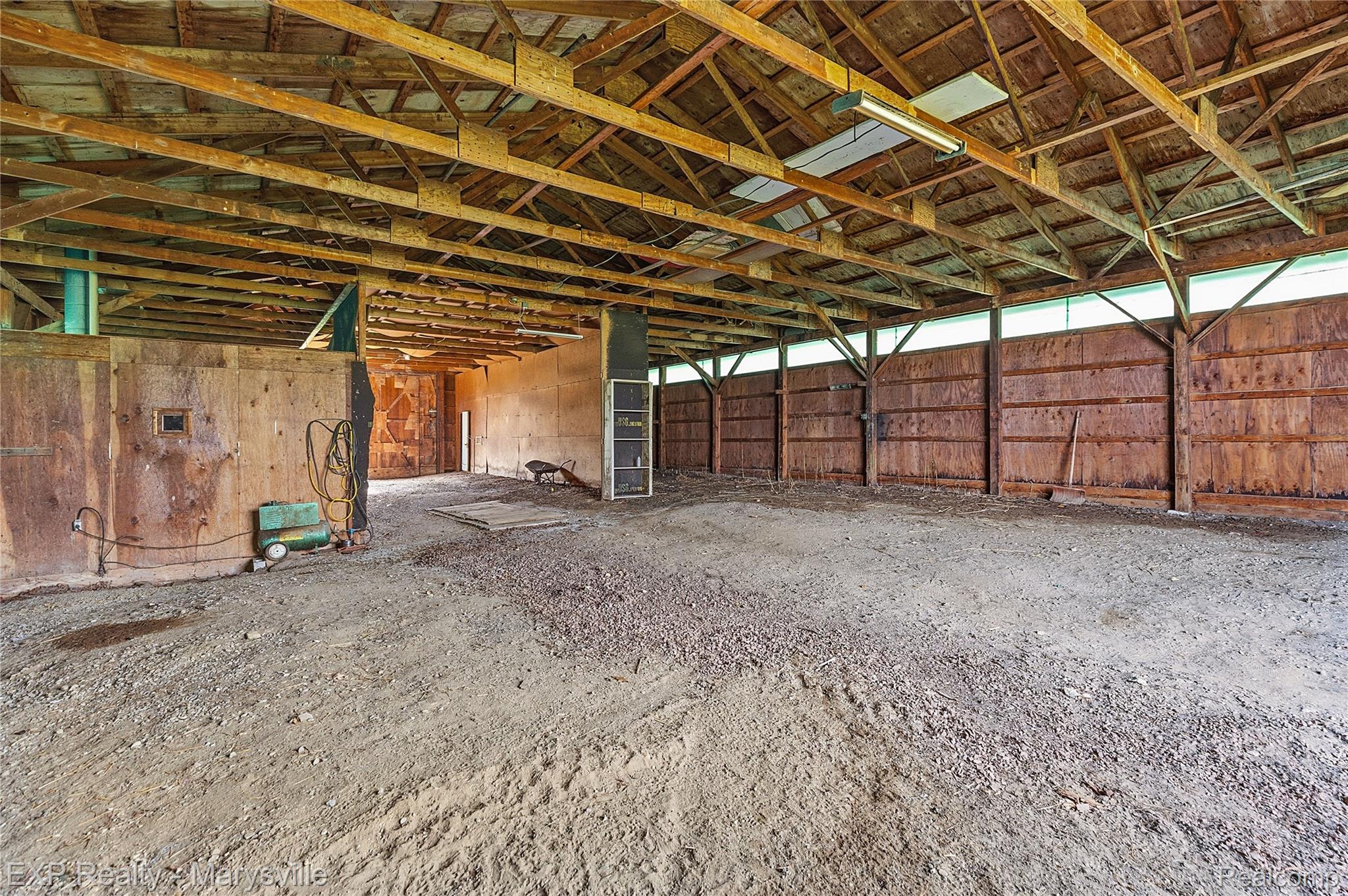 3345 Beach Road