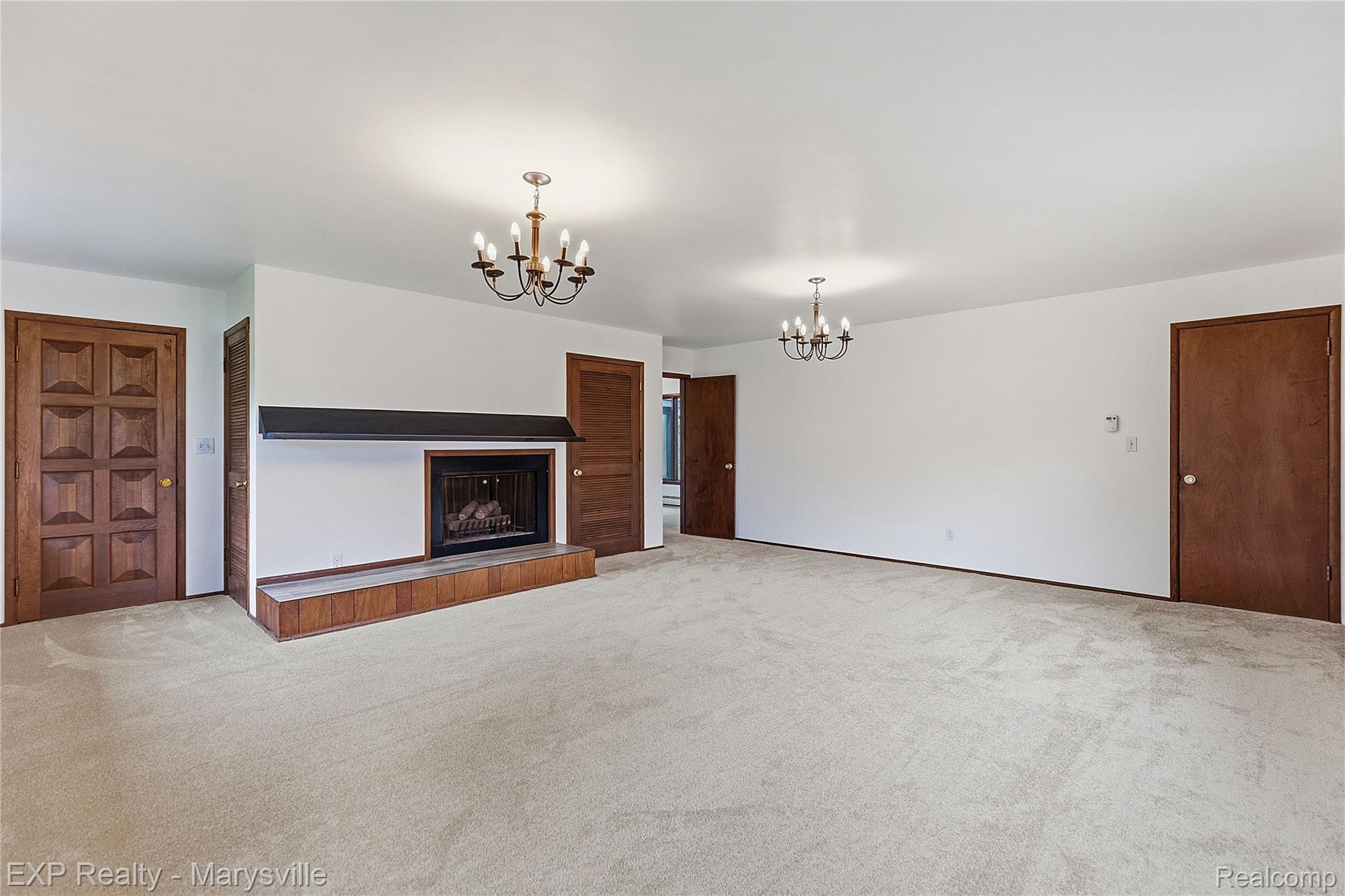 3345 Beach Road
