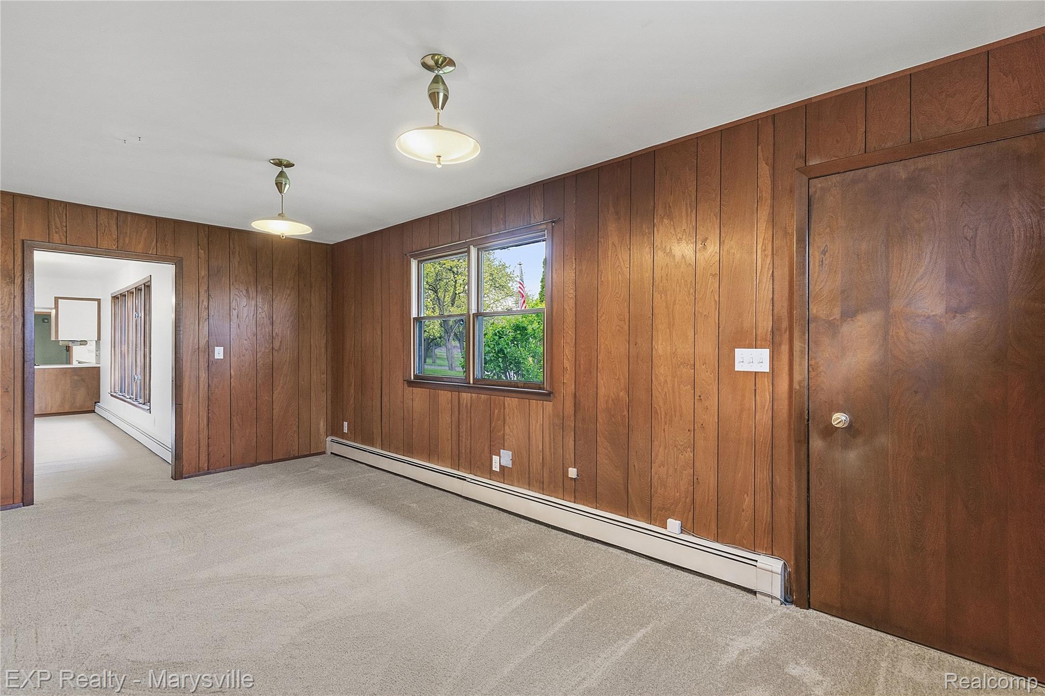 3345 Beach Road