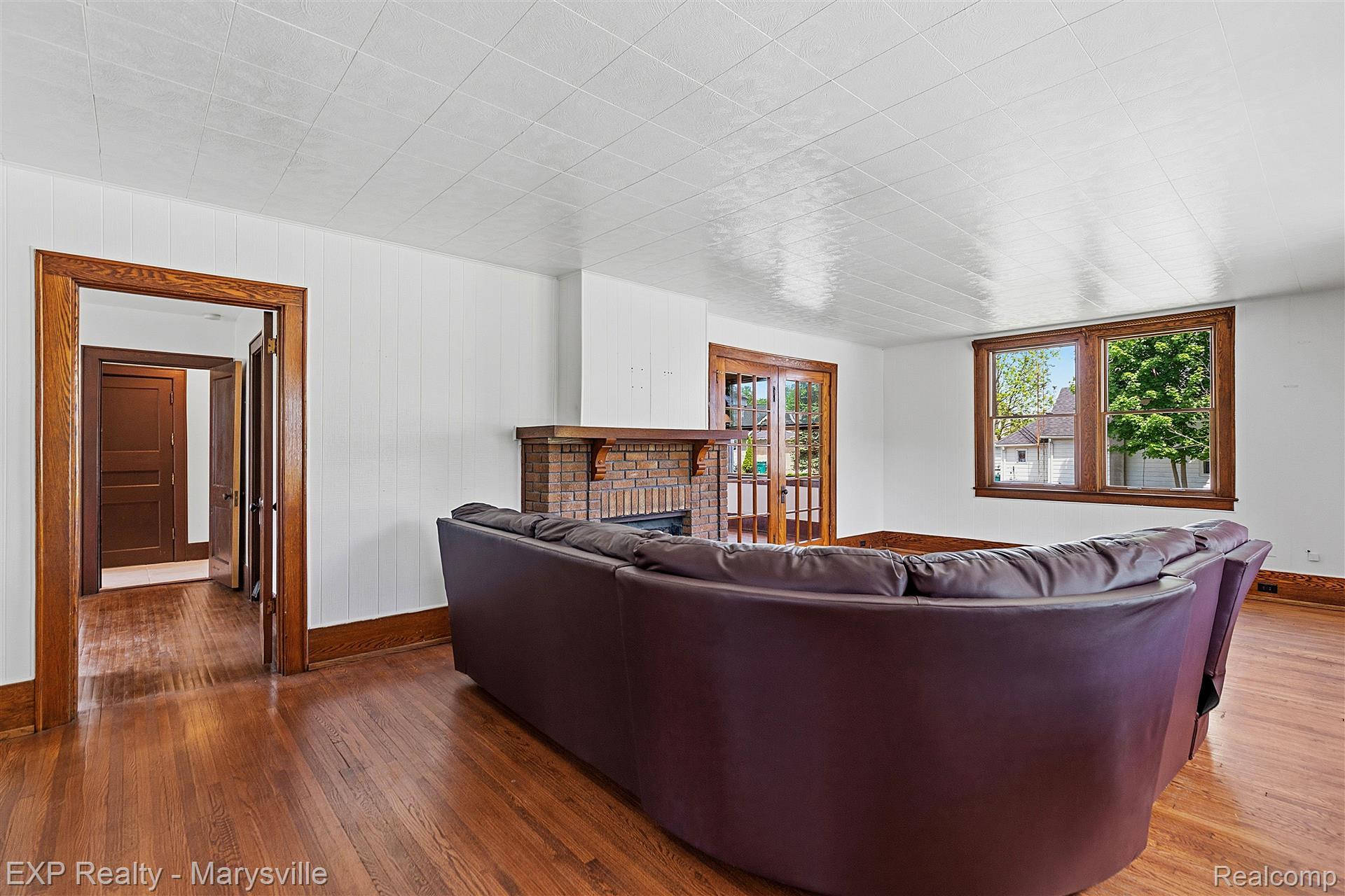 504 Clinton