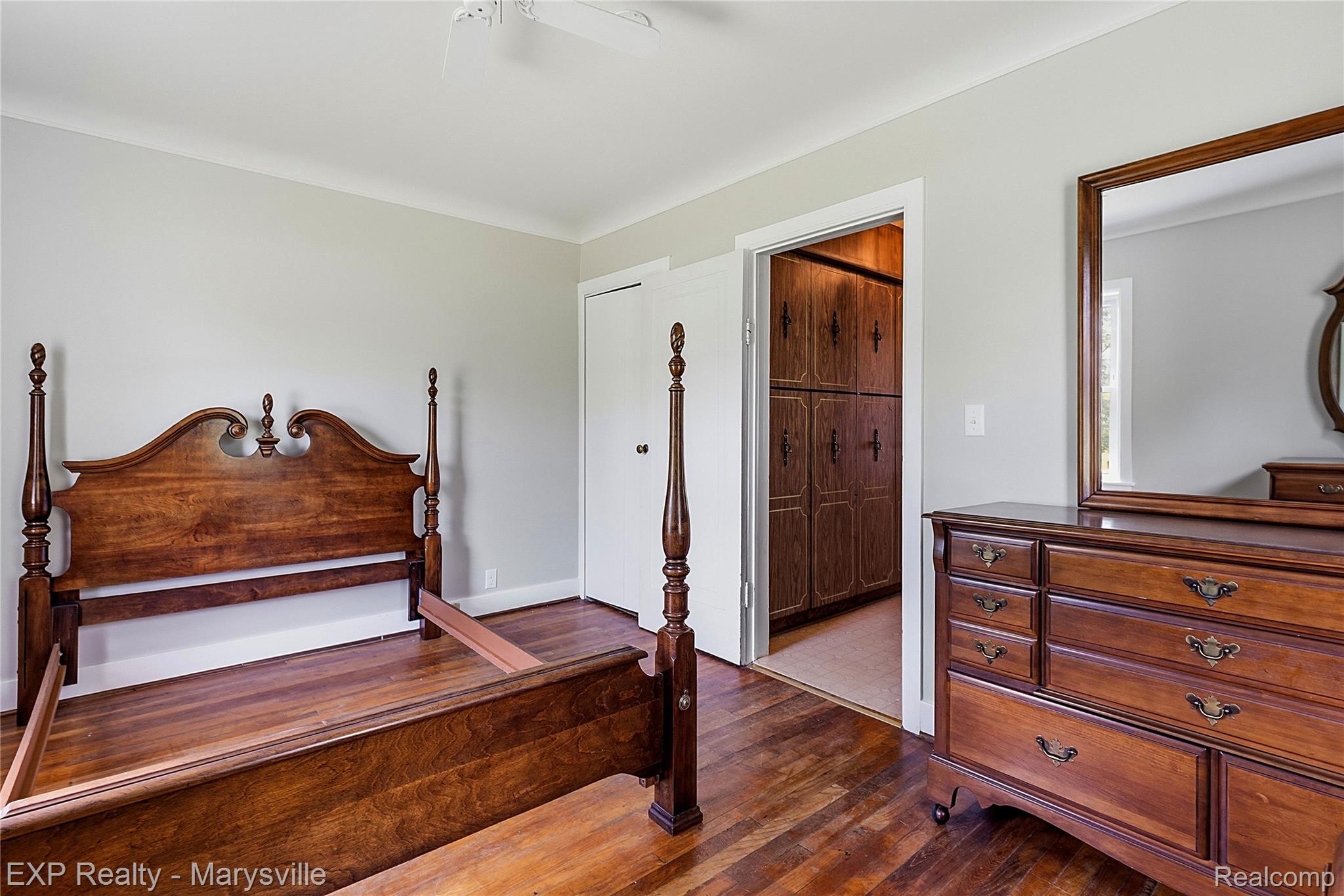 5694 Belle River Road