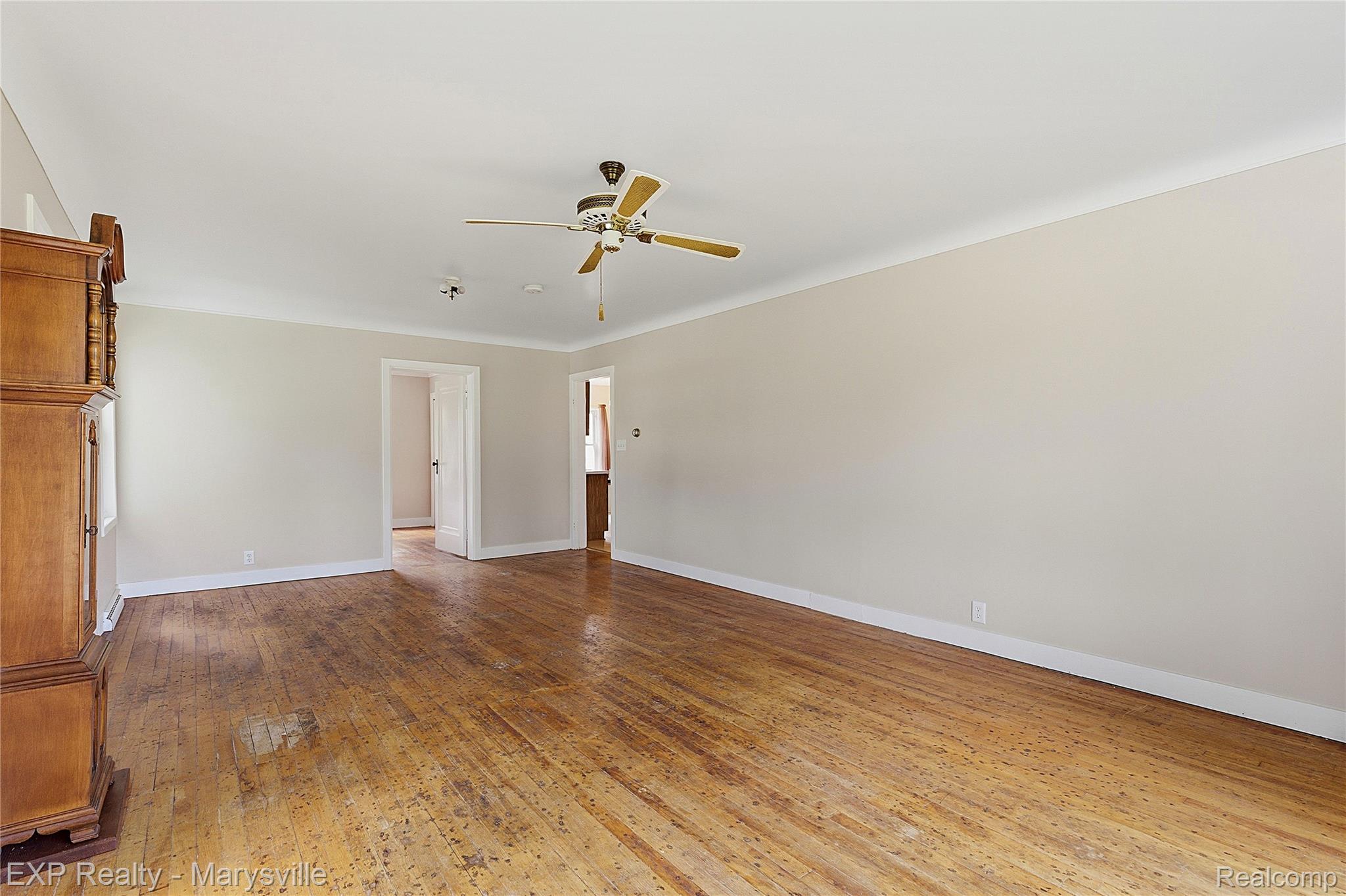 5694 Belle River Road