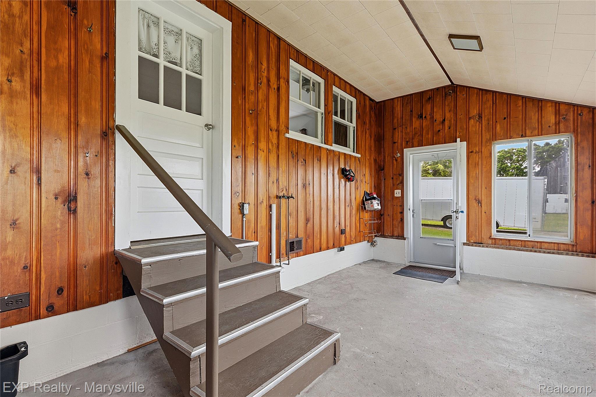 5694 Belle River Road