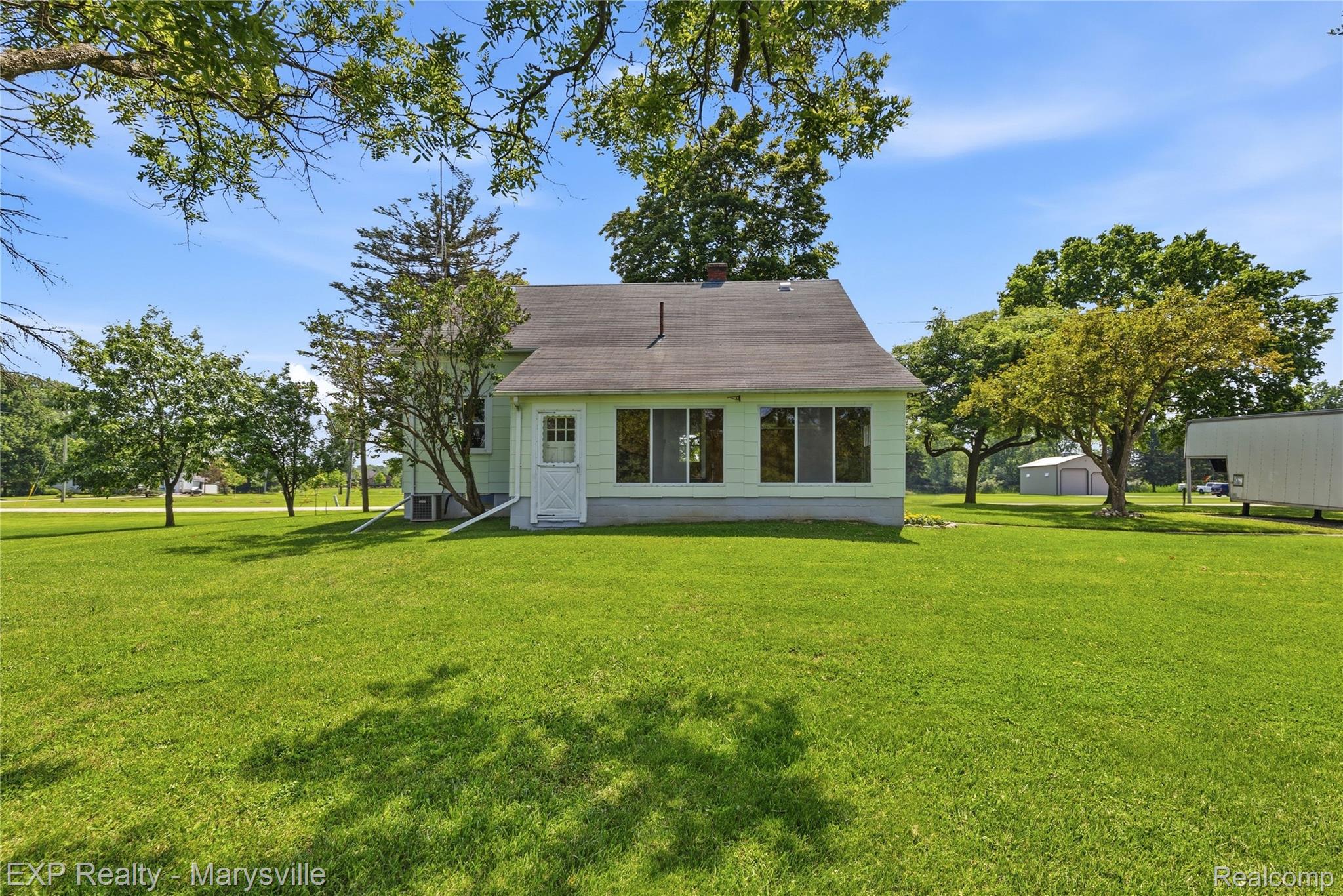 5694 Belle River Road