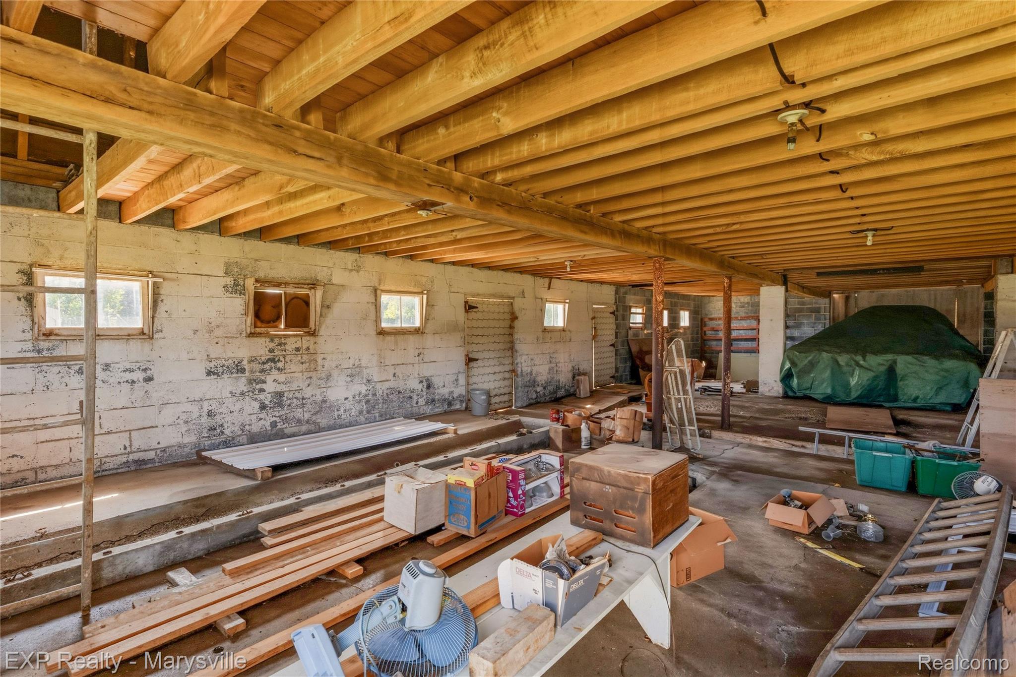 5694 Belle River Road