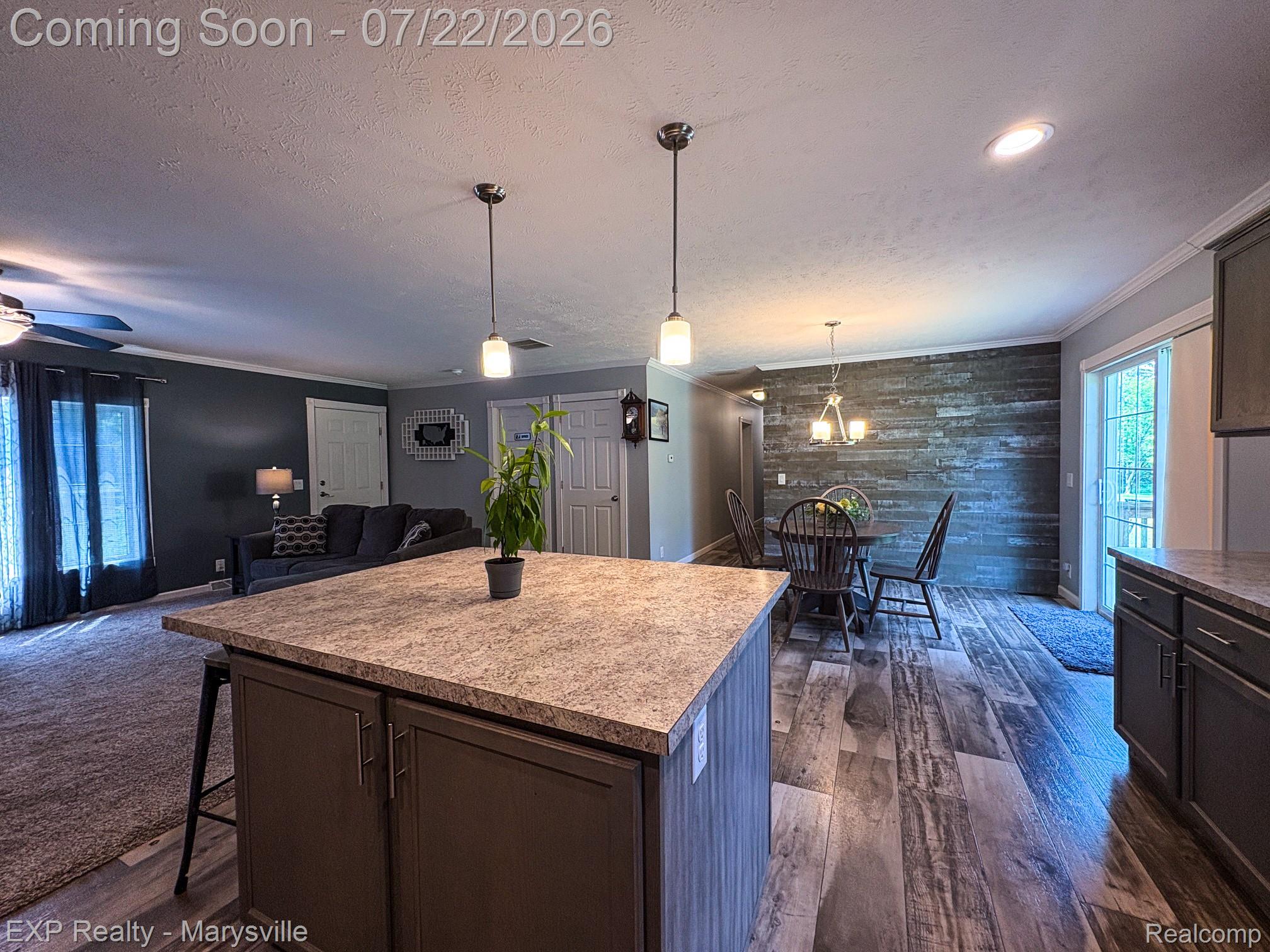 2601 Beach Road