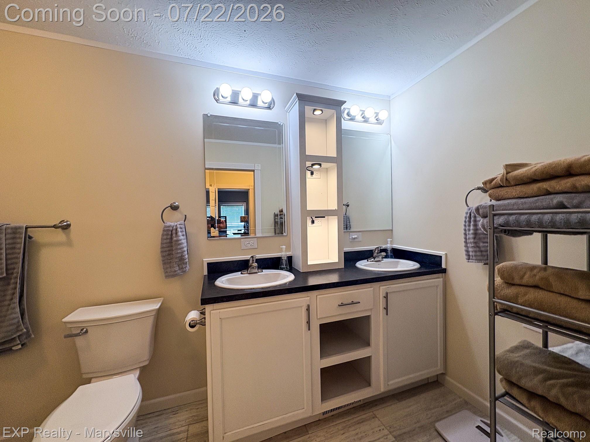 2601 Beach Road
